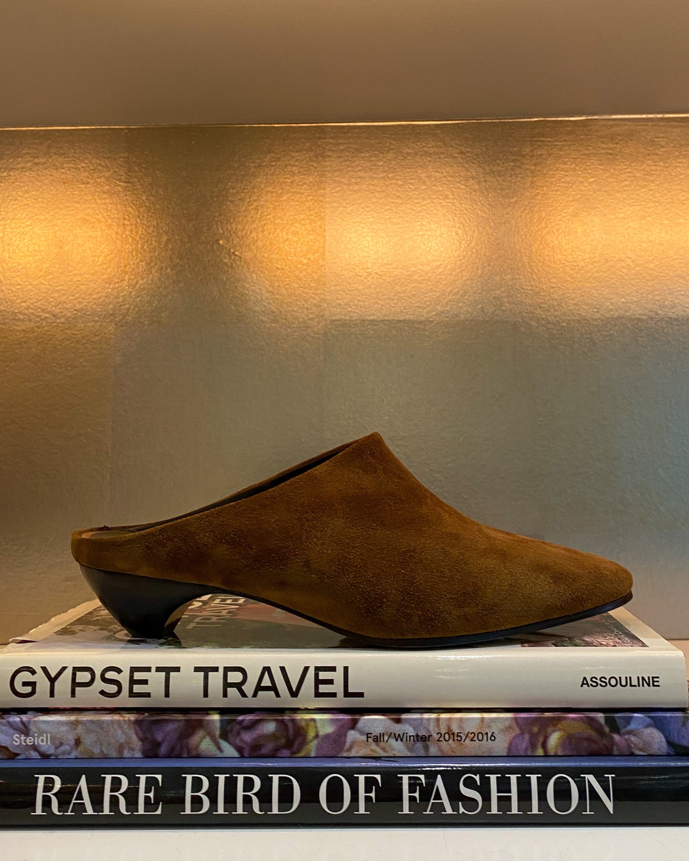 LE MONDE BERYL | ALLEGRA MULE