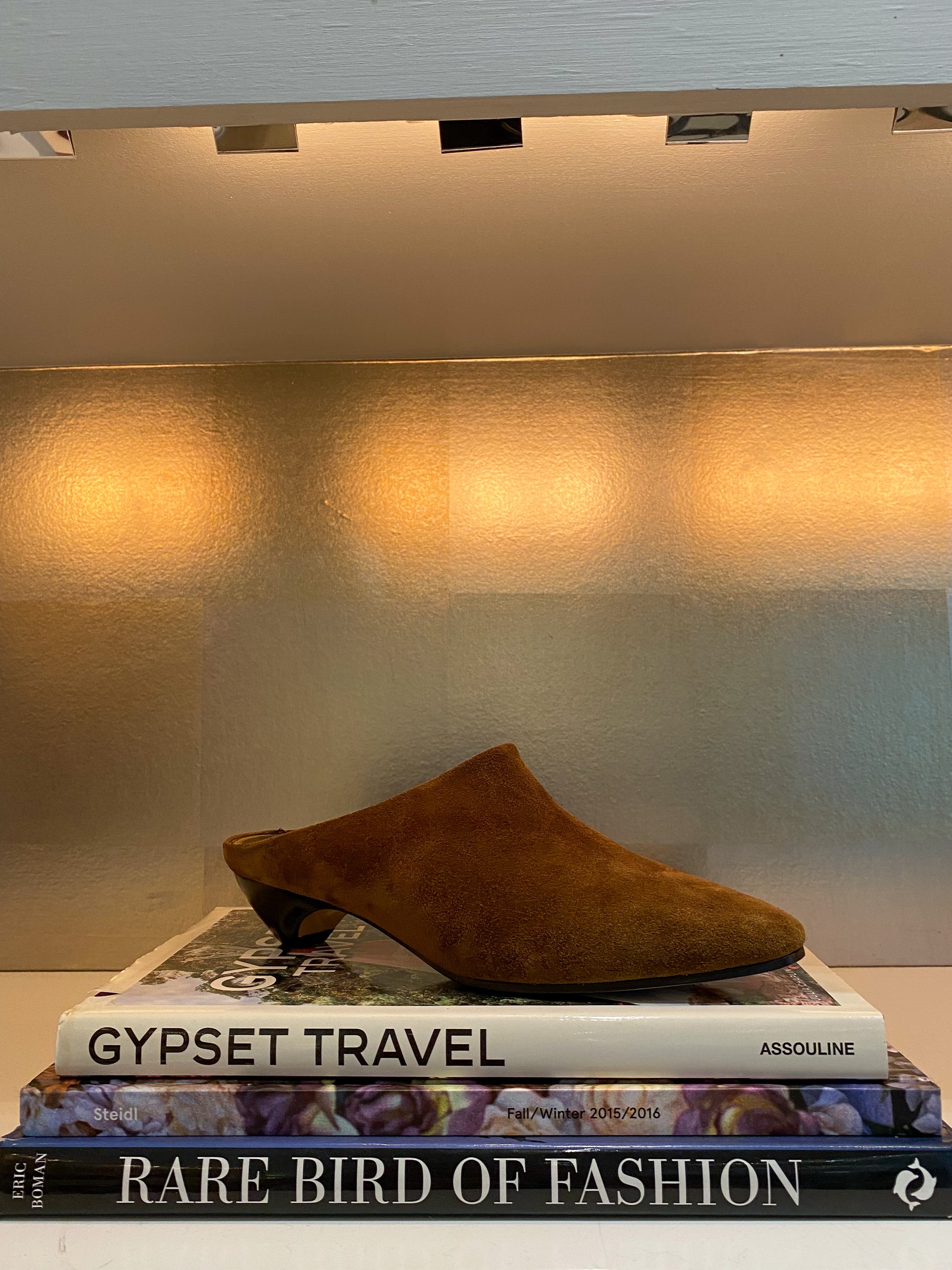 LE MONDE BERYL | ALLEGRA MULE