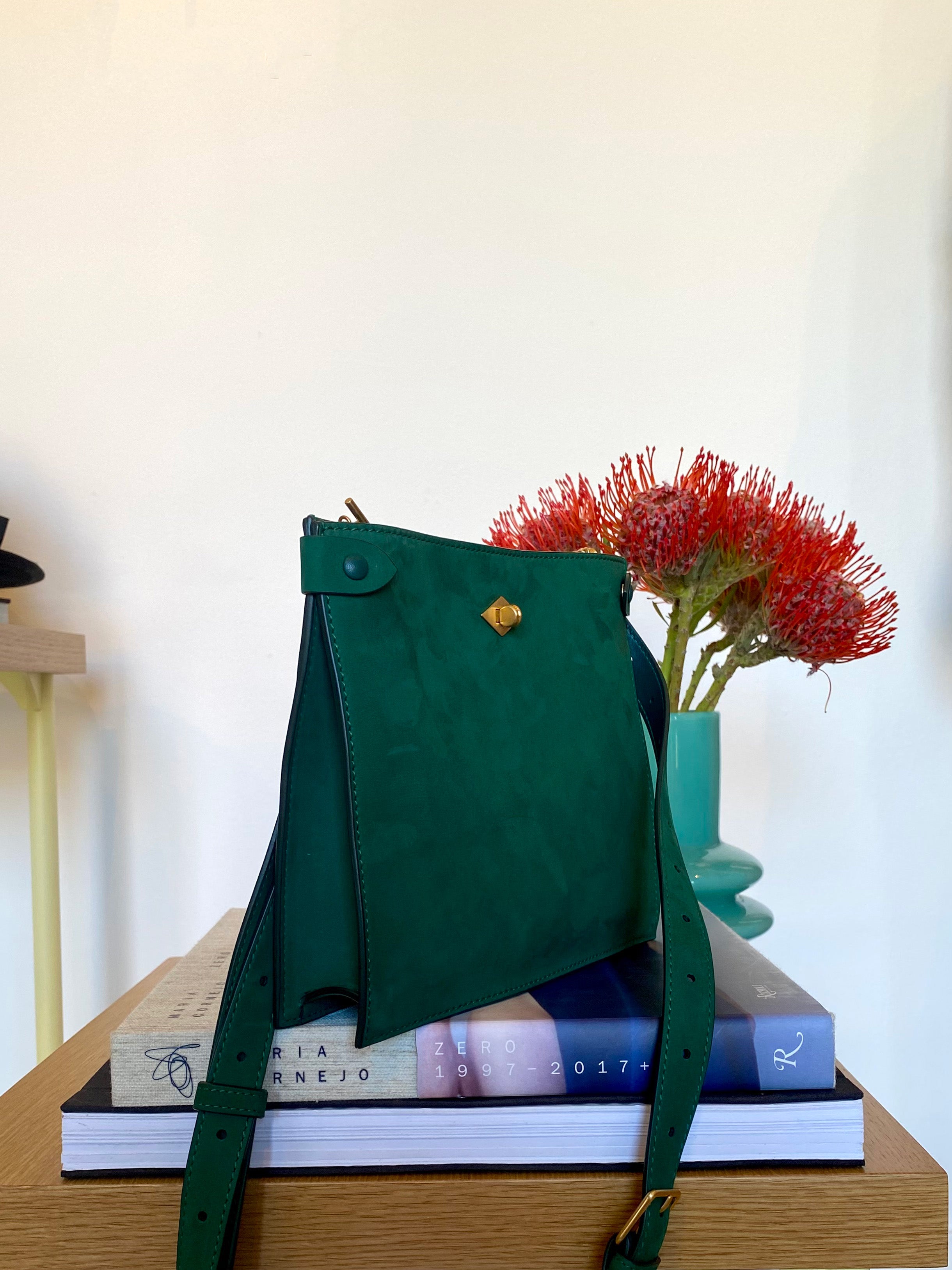 METIER | NUBUCK STOWAWAY CROSSBODY