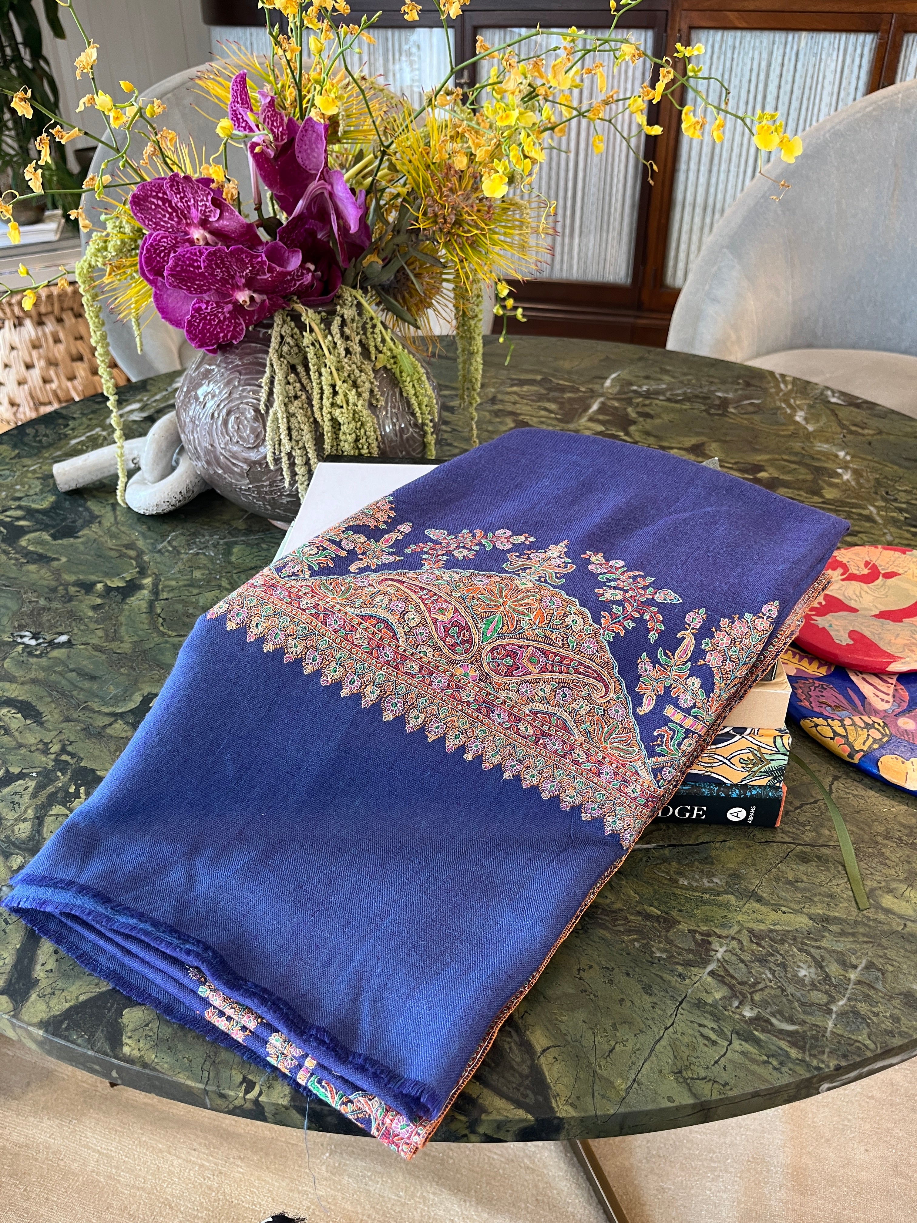 YASER | INTRICATE BORDER SHAWL