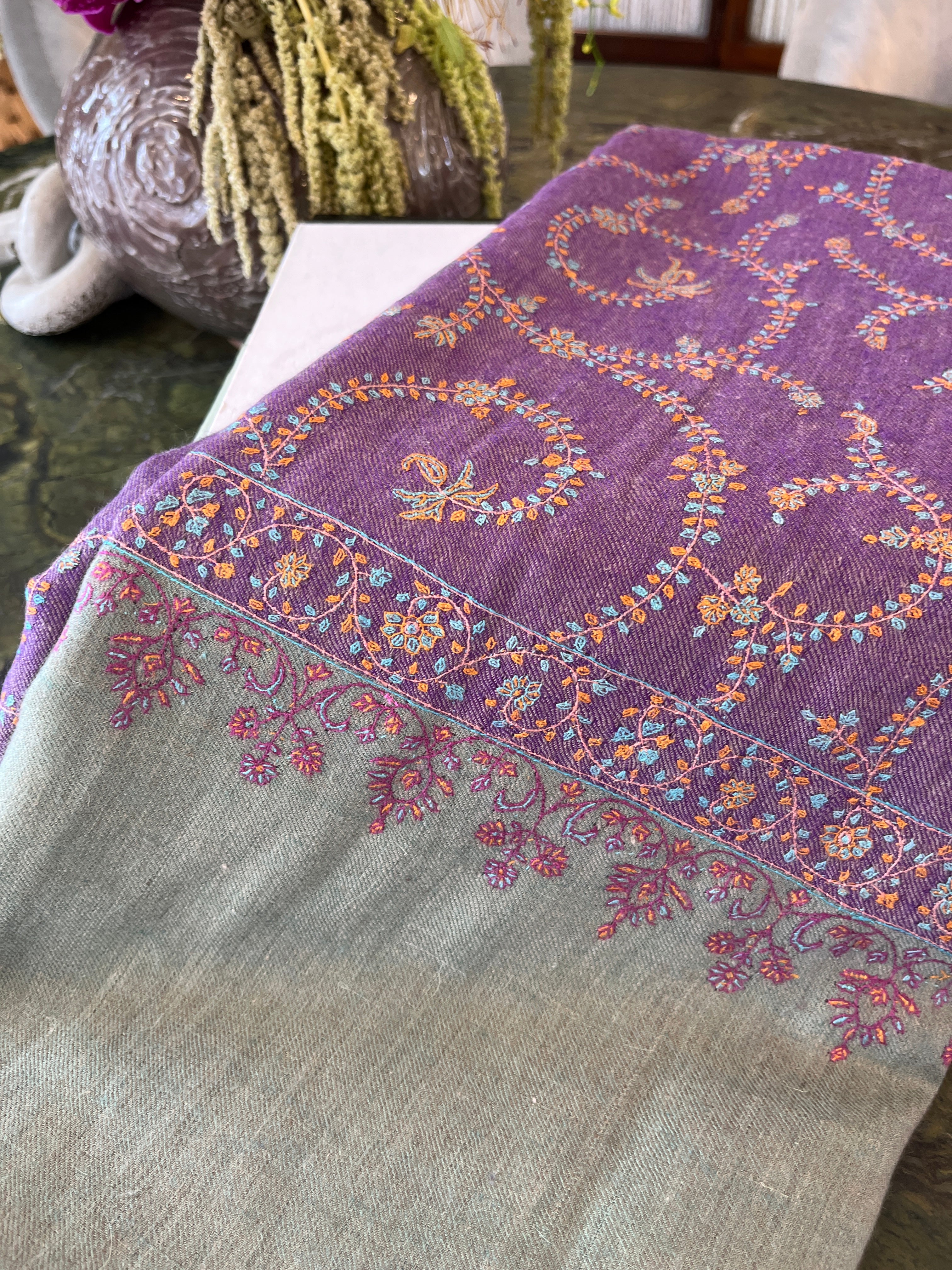 YASER | CASHMERE SWIRL SHAWL