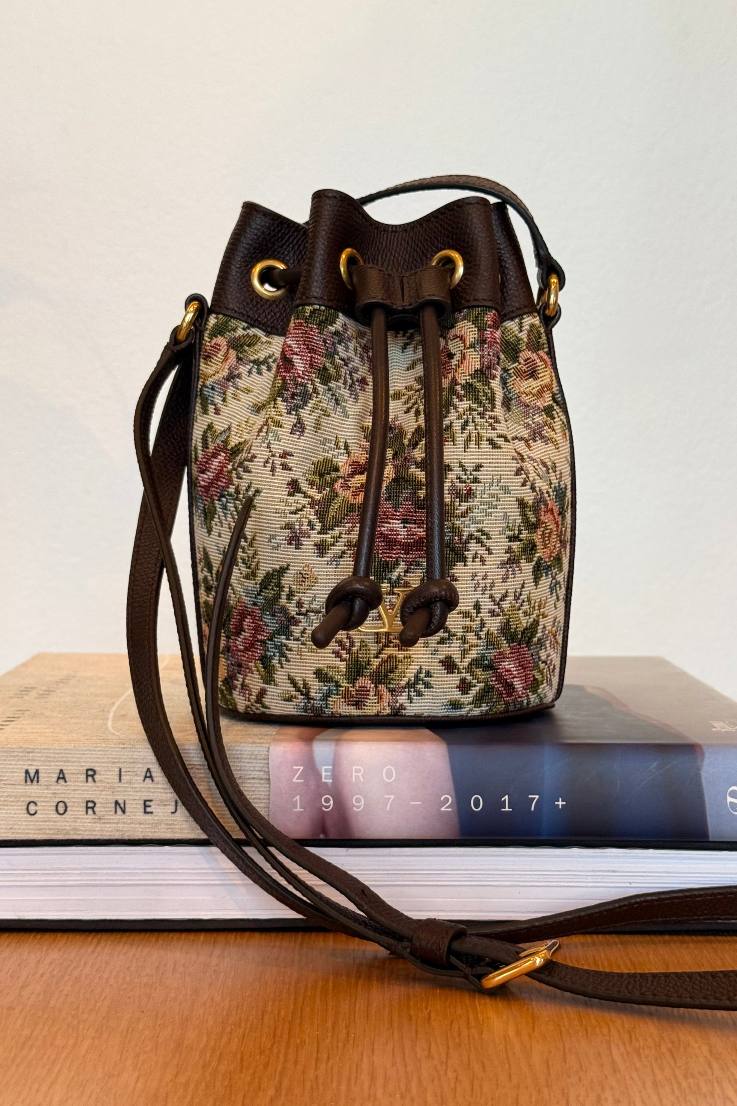 VALENTINO | FLORAL MINI DRAWSTRING BAG