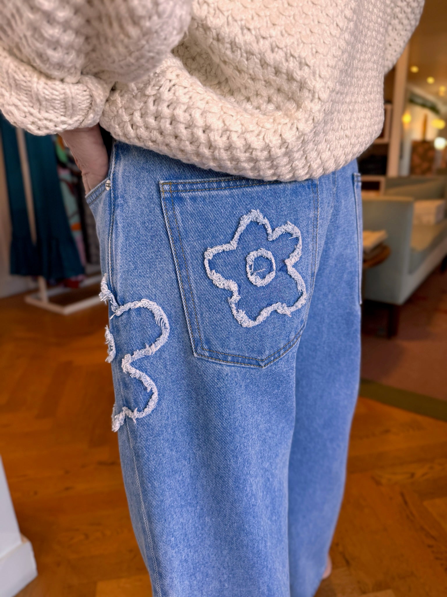 MARNI | MID RISE FLORAL CROPPED JEANS