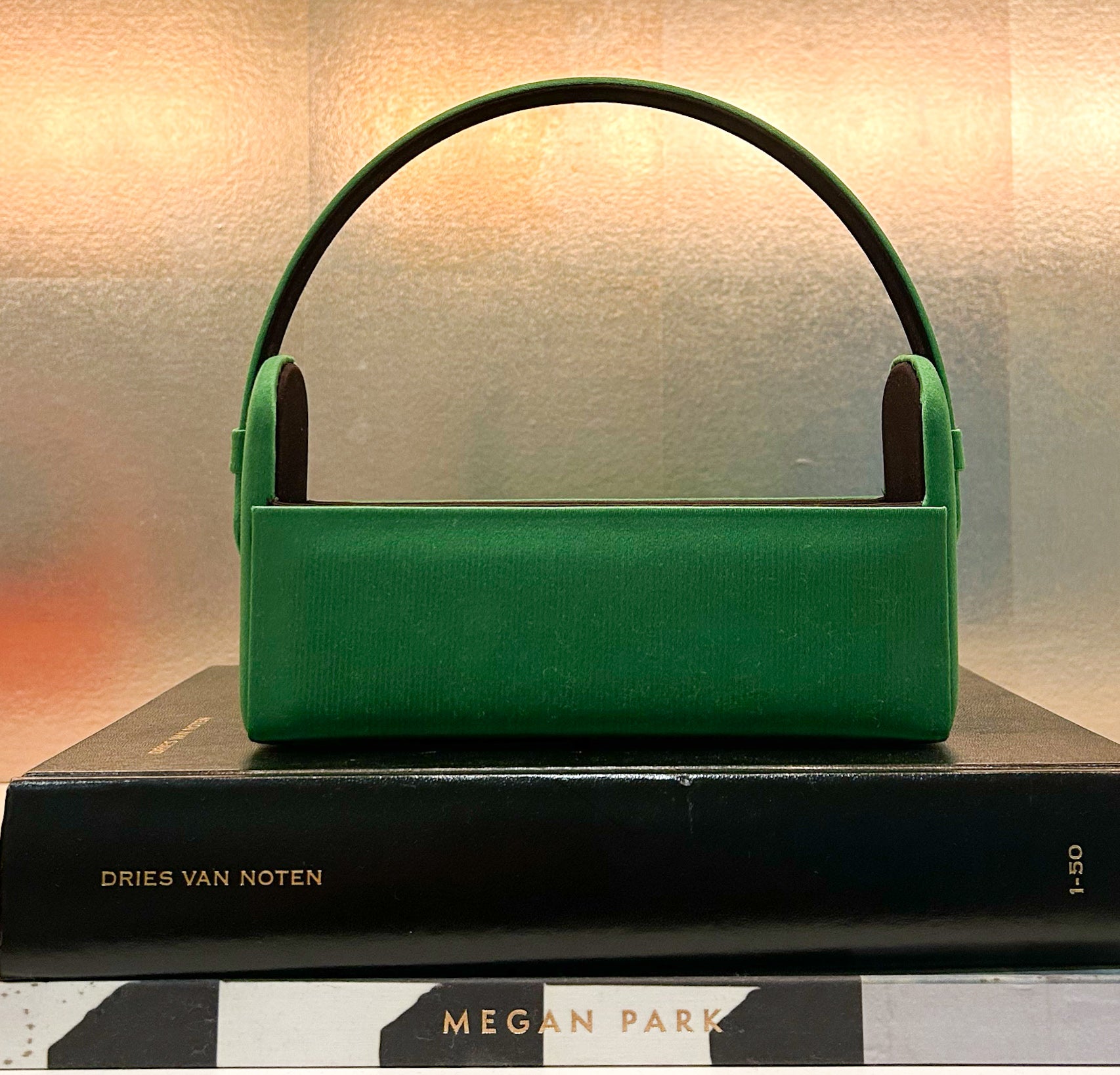 BIENEN DAVIS | SATIN REGINE CASE