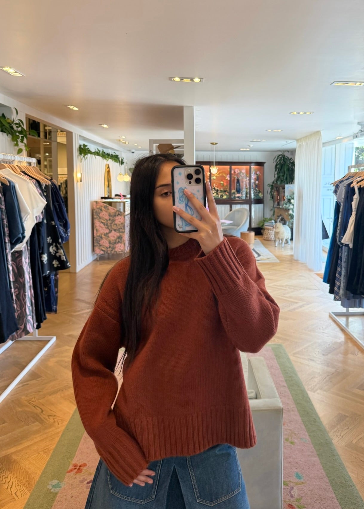 GUEST IN RESIDENCE | COZY CREW