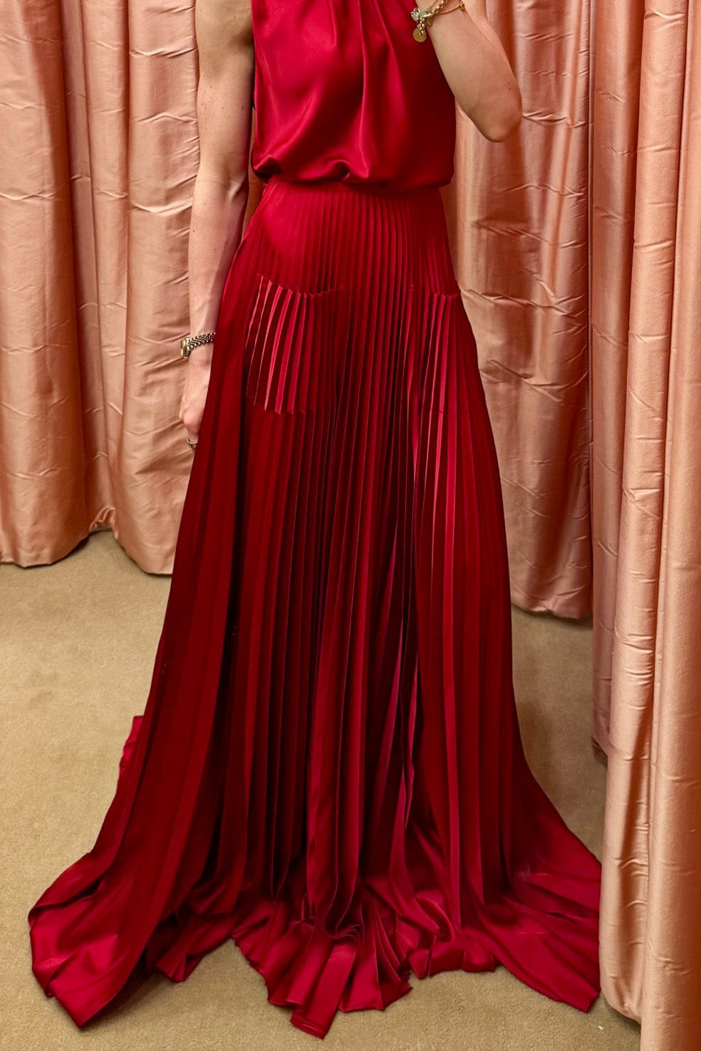 JULIE DE LIBRAN | SATIN PLISSE ROSE POCKET MAXI SKIRT
