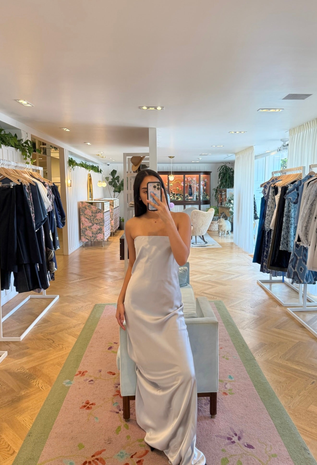 ALEJANDRA ALONSO ROJAS | STRAPLESS CLASSIC BOW GOWN