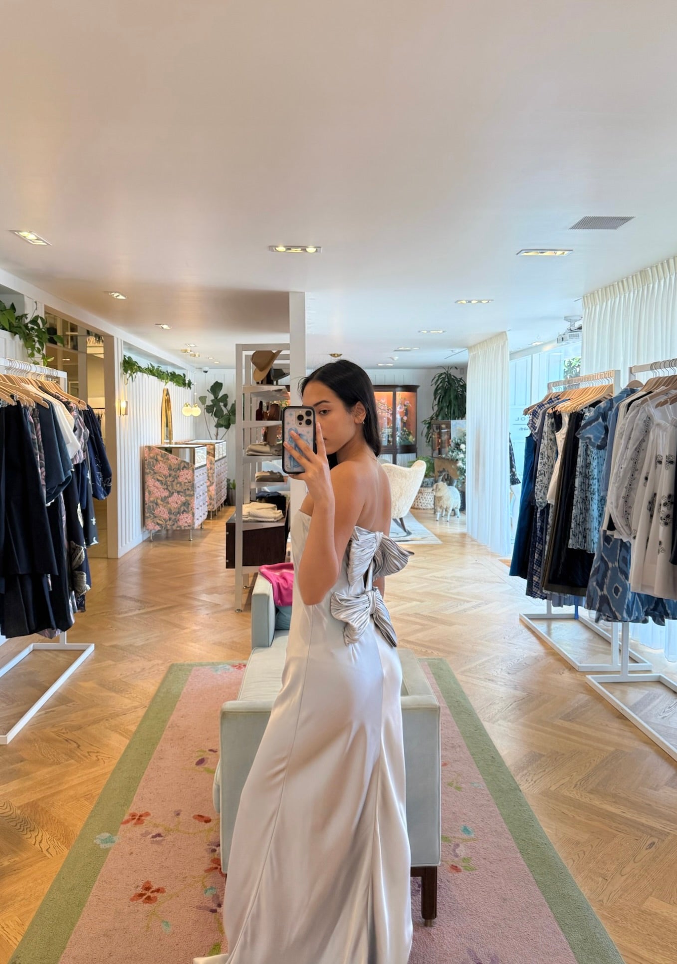 ALEJANDRA ALONSO ROJAS | STRAPLESS CLASSIC BOW GOWN