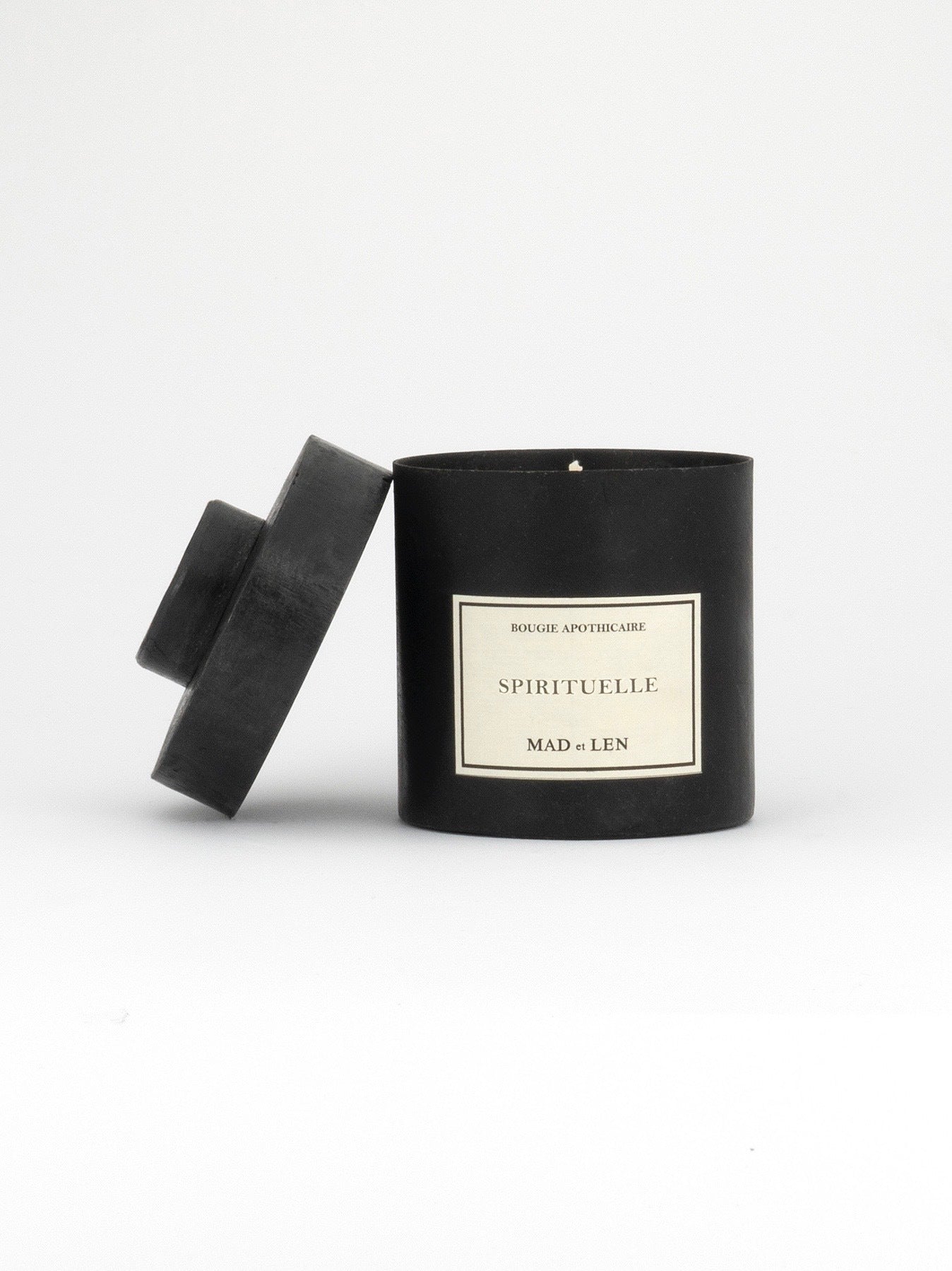 MAD ET LEN | PETITE SPIRITUALLE 300G CANDLE | Crispy cold Mint | 
Burning time 65 Hours | Black Iron, Vegetal White Wax 100% | Height 10 cm, Diameter 8 cm | Handmade in France