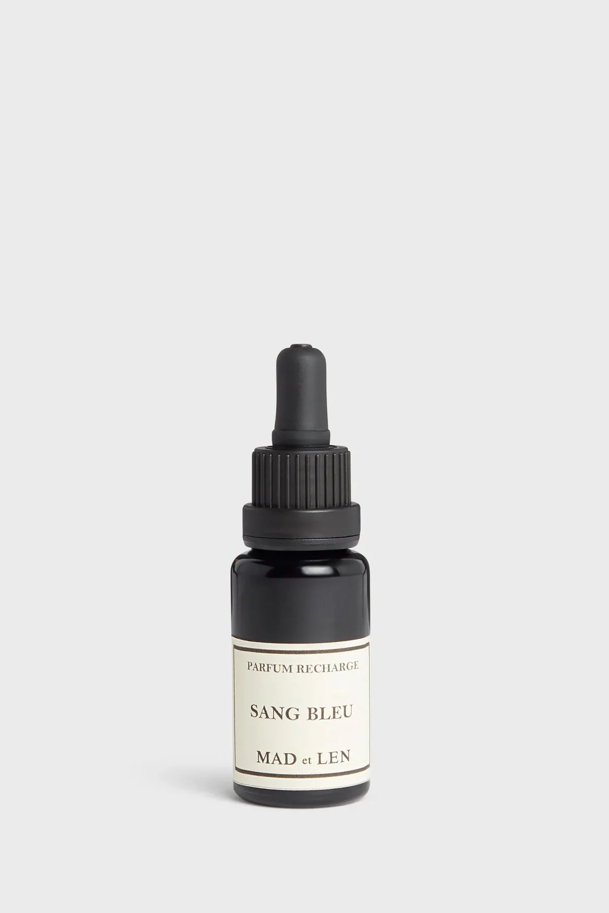 MAD ET LEN | RECHARGE SANG BLEU OIL 15ML | 15ML | 100% Perfume | Dark Cassis, Accent Of Roses | Refills are made from 100% home fragrance | Does not contain alcohol