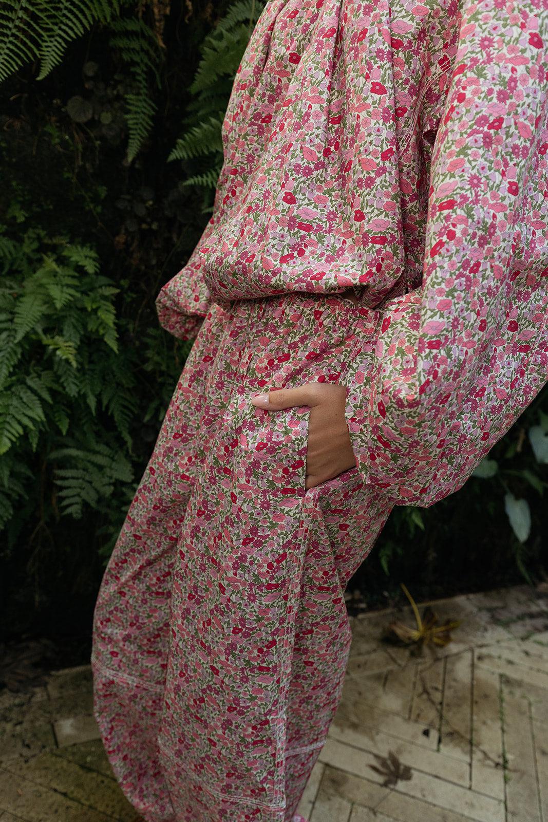 NACKIYE | TOPKAPI FLORAL ELASTIC PANTS | WOMEN'S LUXURY DESIGNER CLOTHING, JEWELRY & ACCESSORIES | CAPITOL CHARLOTTE, NC & BRENTWOOD, CA