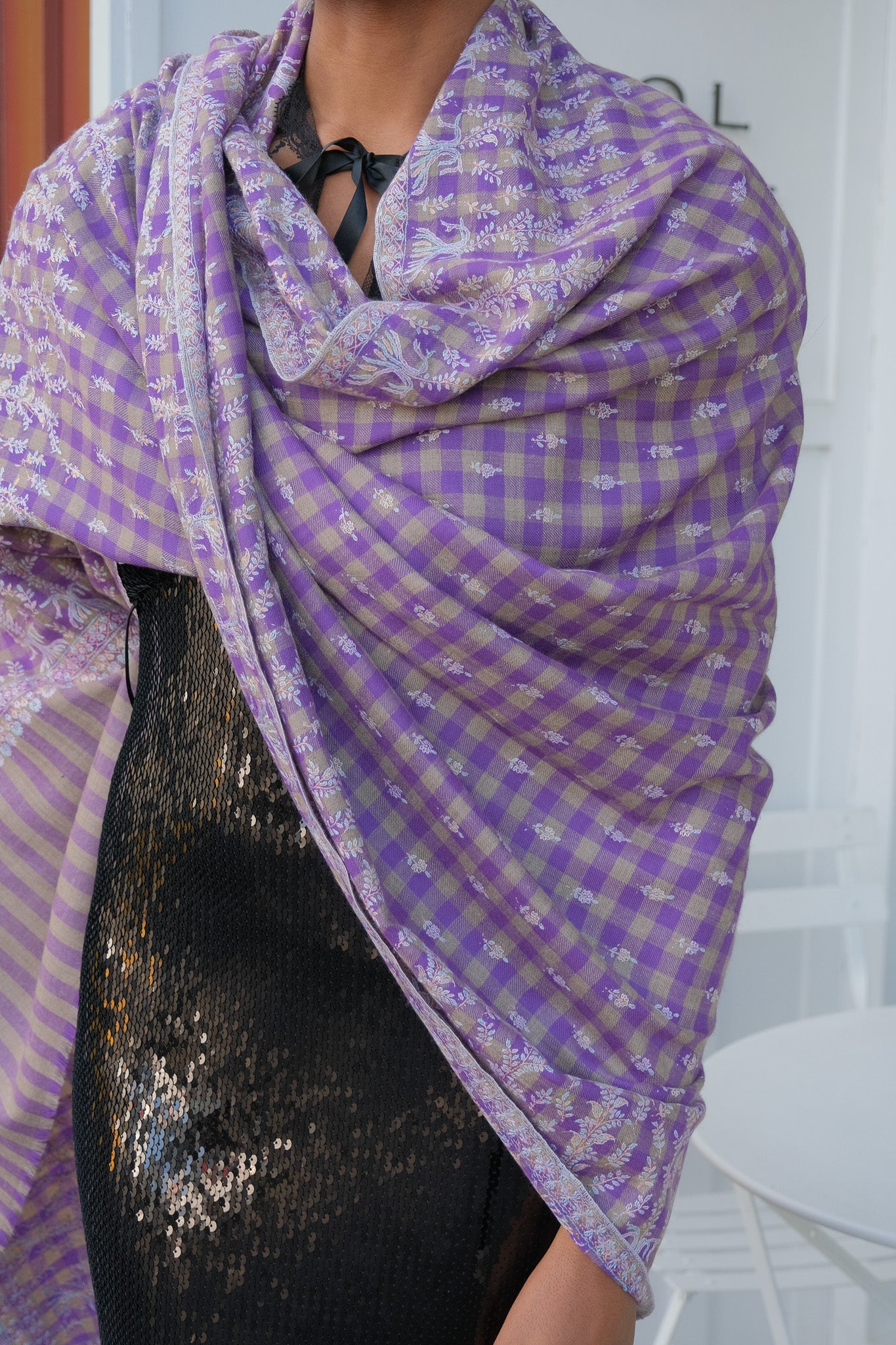 shasha！ YASER SHAW | PLAID INTRICATE VINE SHAWL | CAPITOL CHARLOTTE, NC