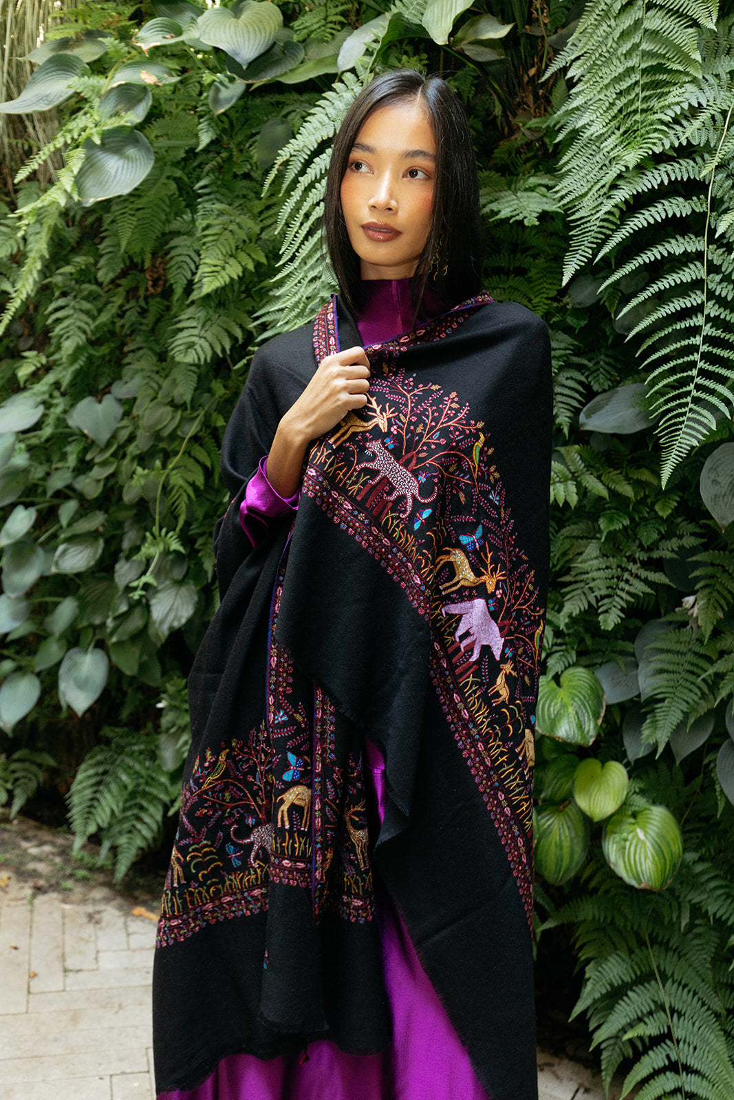 YASER | ANIMAL BORDER SHAWL 3