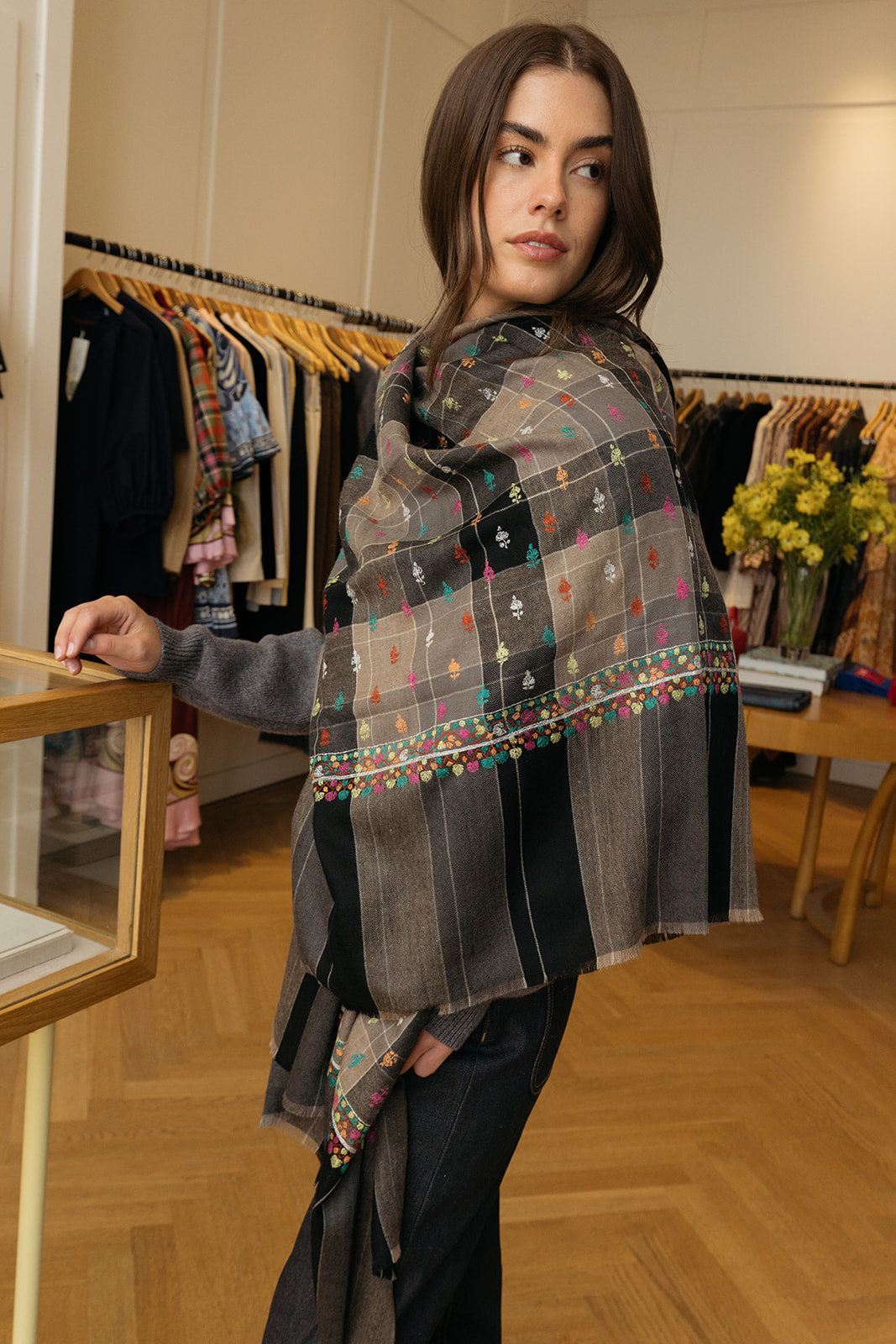 YASER | CHECK MINI PAISLEY SHAWL 3 | WOMEN'S LUXURY DESIGNER CLOTHING, SHOES, HANDBAGS & JEWELRY | CAPITOL CHARLOTTE, NC & BRENTWOOD, CA