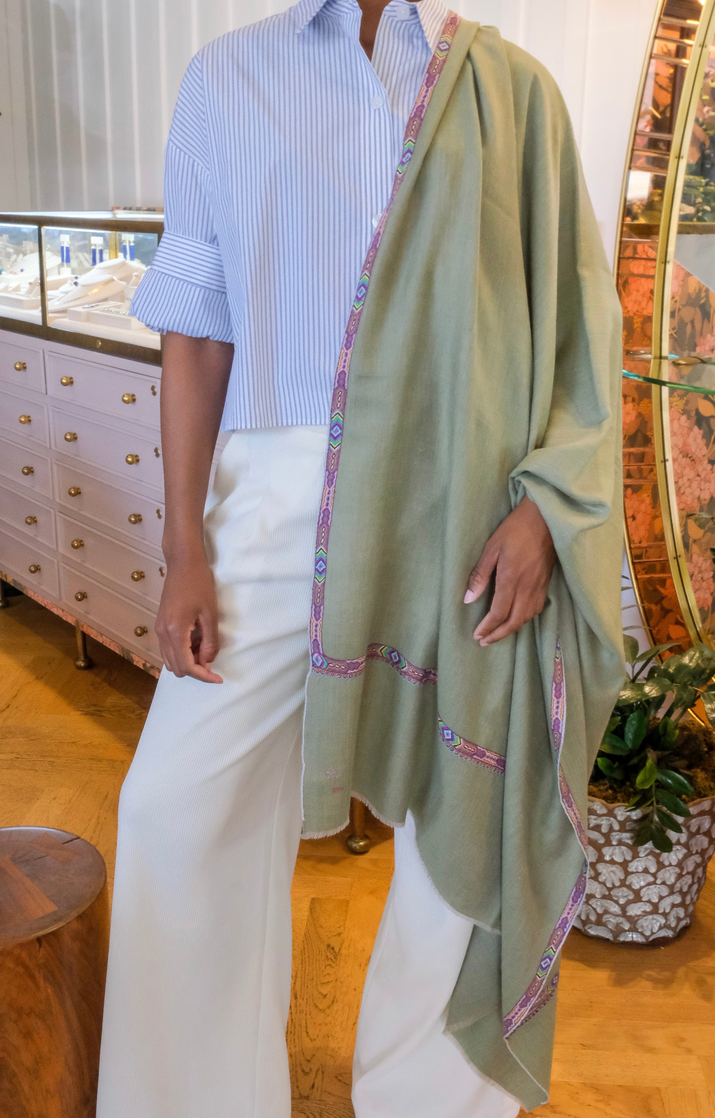 YASER SHAW | GEOMETRIC SLIM EDGE SHAWL | WOMEN'S LUXURY DESIGNER CLOTHING, SHOES, HANDBAGS & JEWELRY | CAPITOL CHARLOTTE, NC & BRENTWOOD, CA