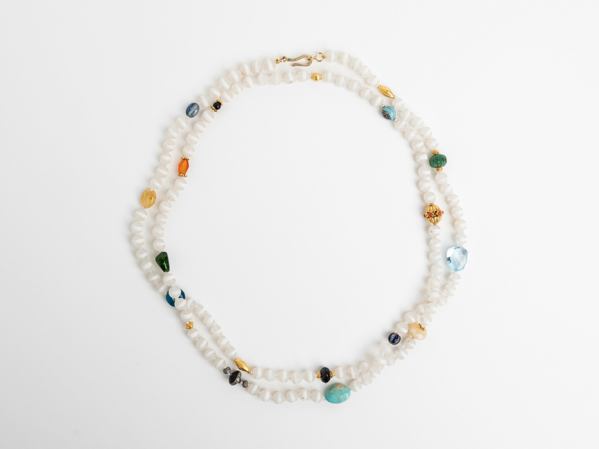 WHITE AGATE STRIPE BEADED NECKLACE