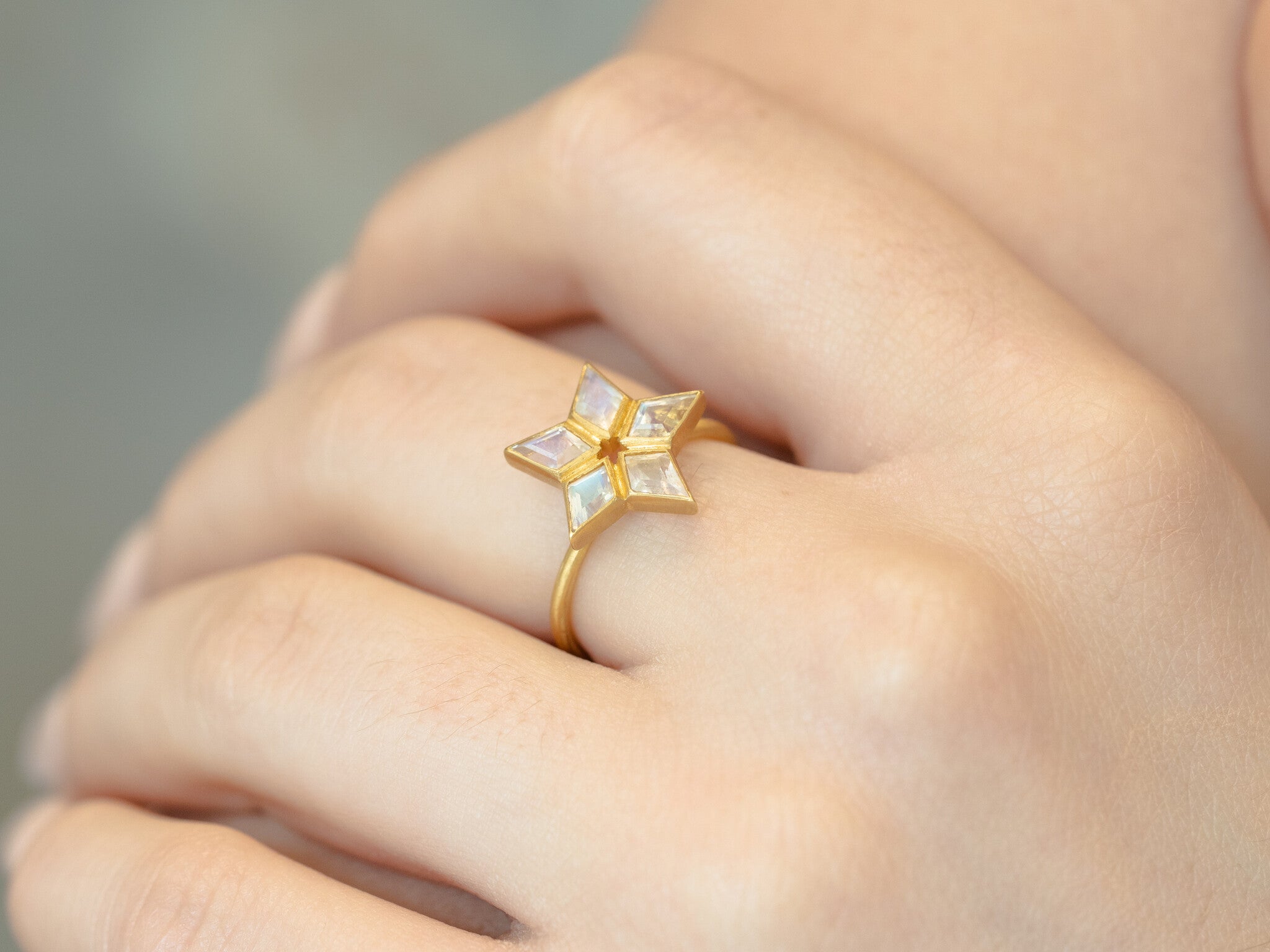 MOONSTONE STAR RING