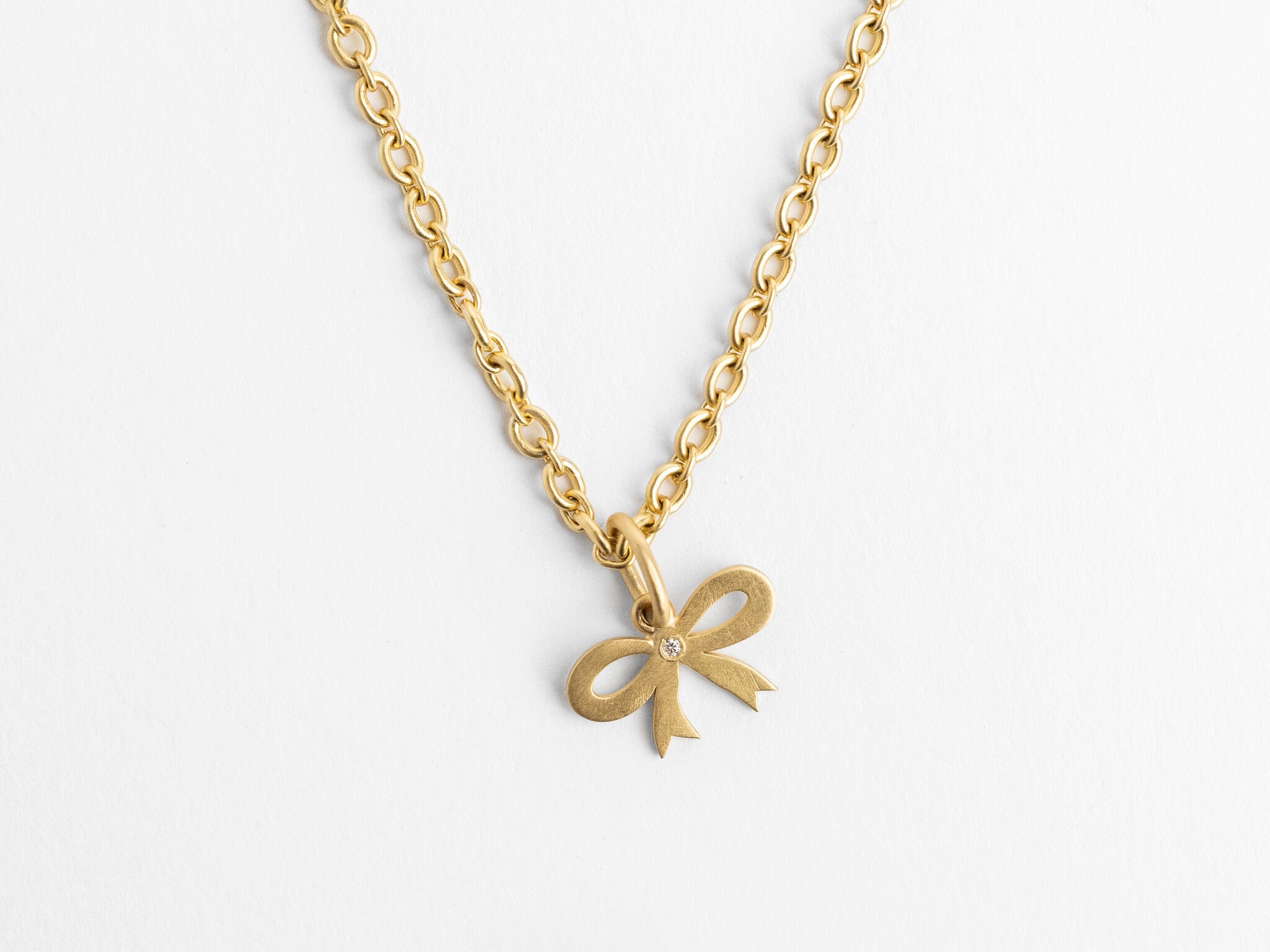 BOW PENDANT