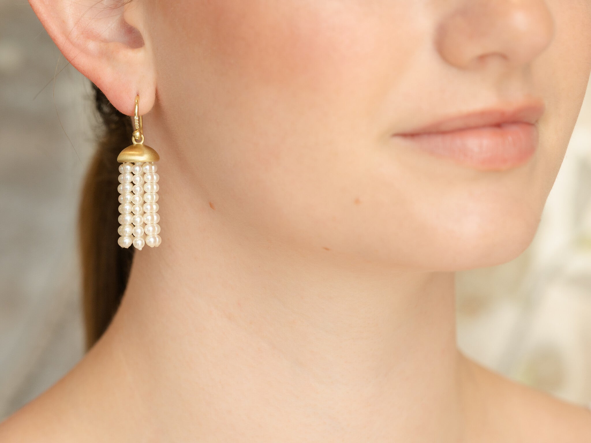 SHORT TASSEL EARRINGS