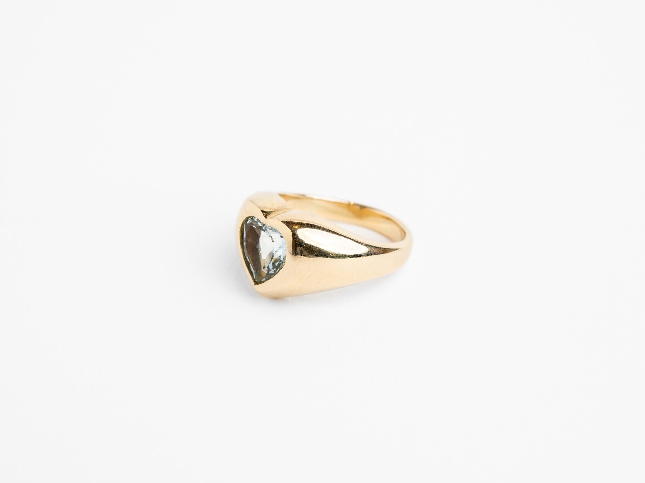 HEART SIGNET RING