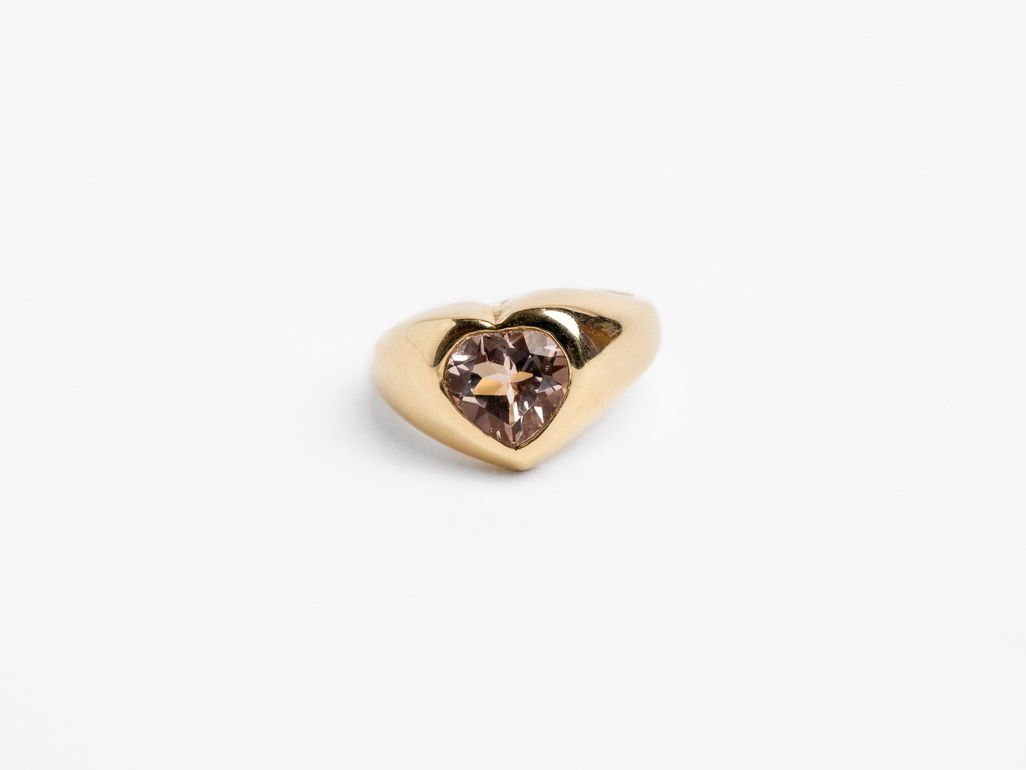 HEART SIGNET RING