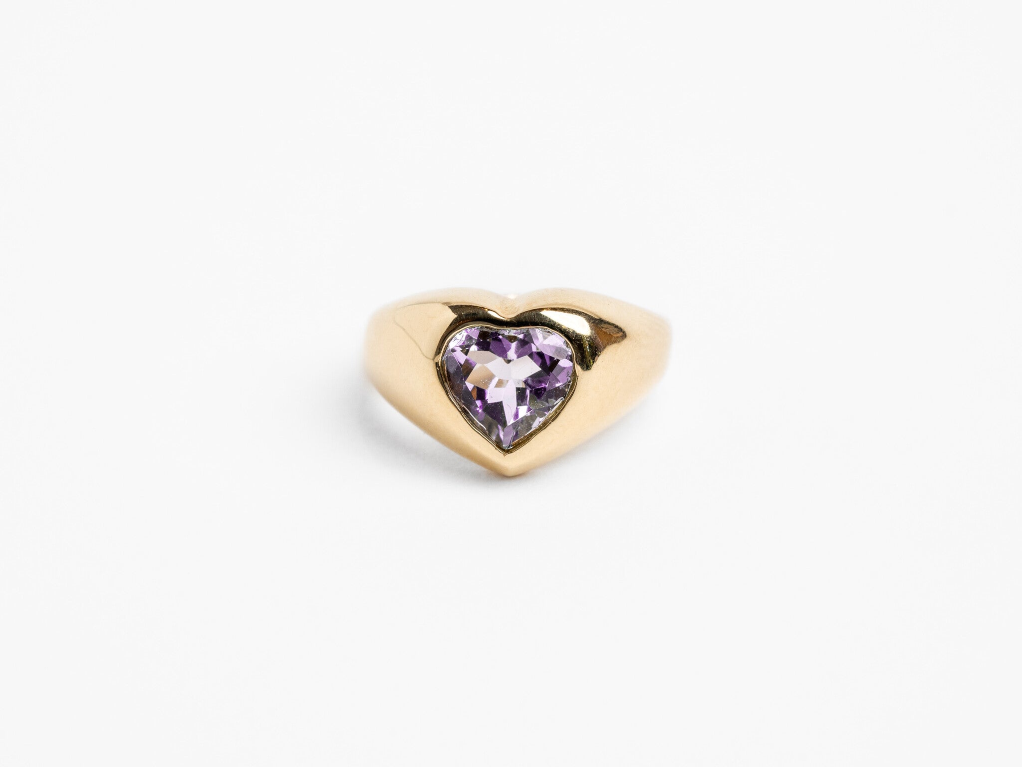 HEART SIGNET RING