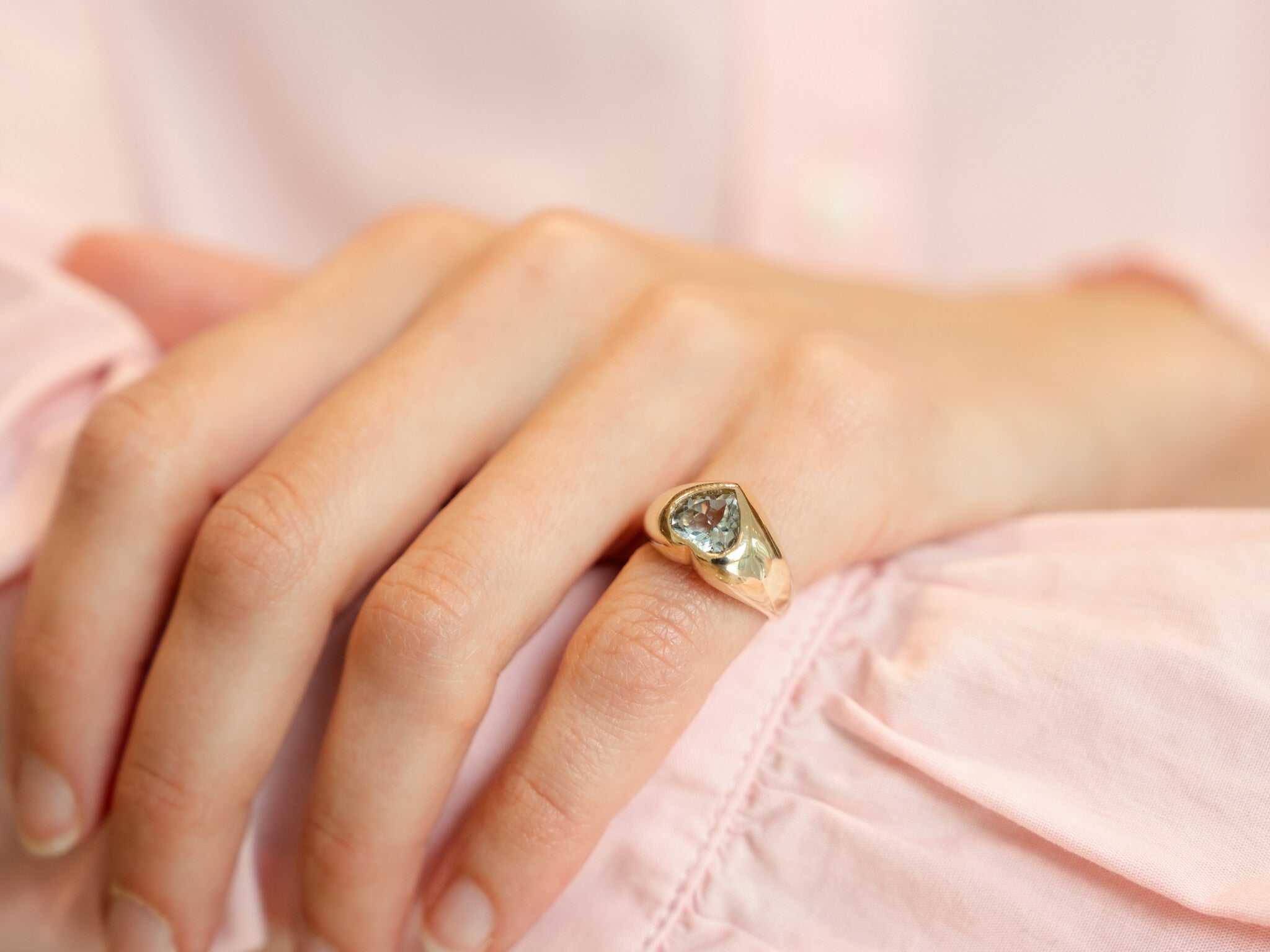 HEART SIGNET RING