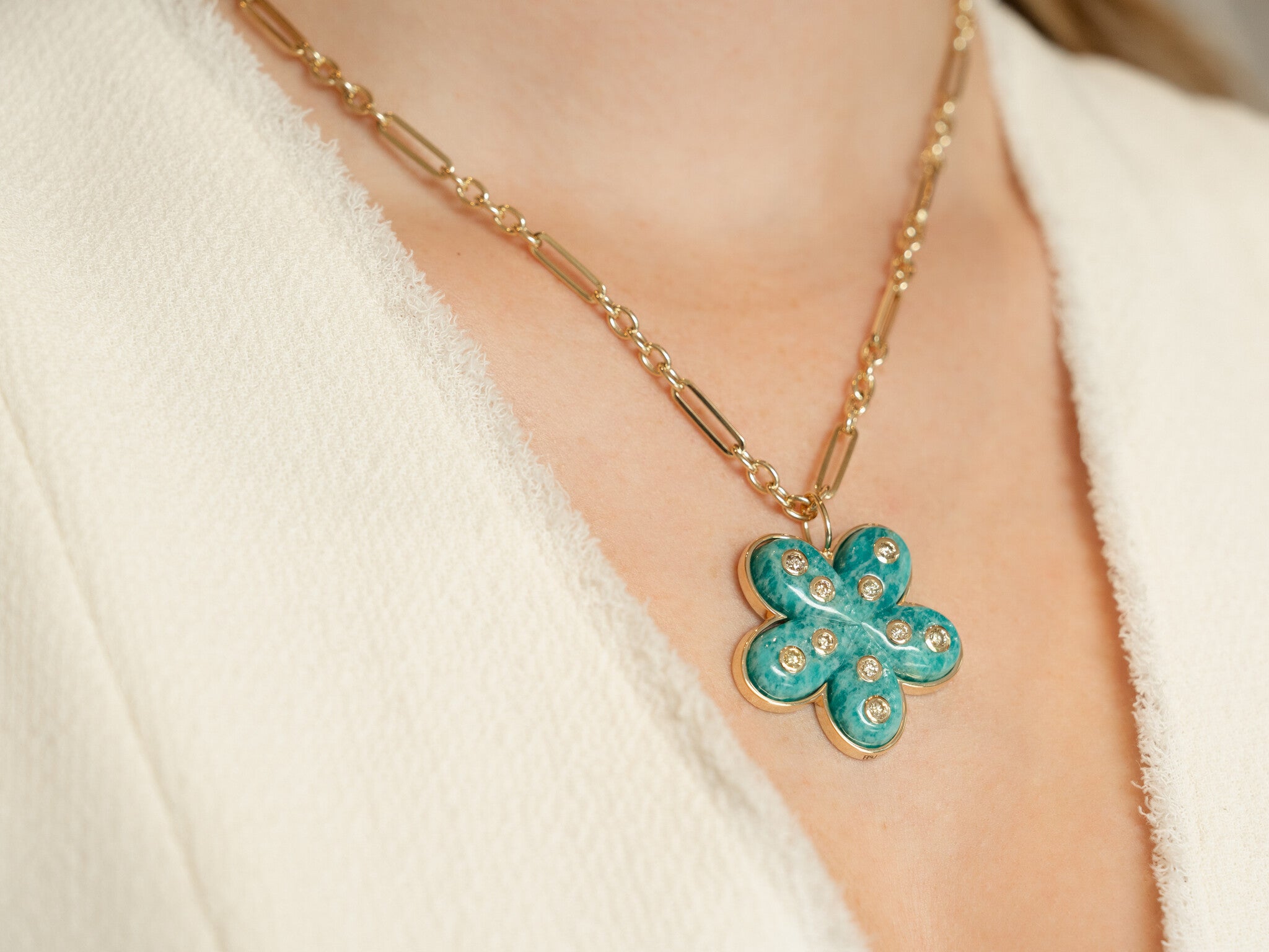 BRENT NEALE | PETAL FLOWER NECKLACE