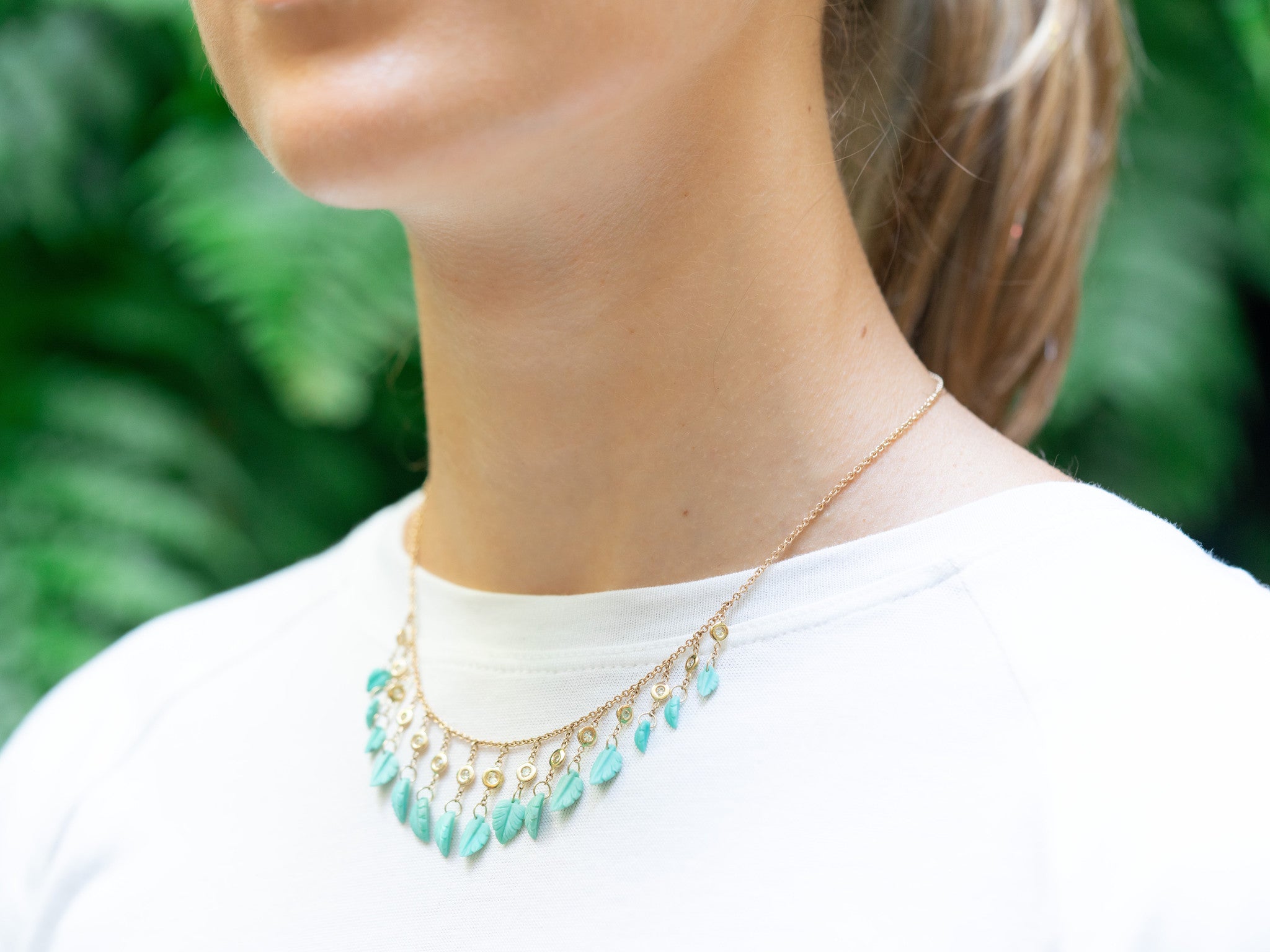 TURQUOISE LEAF SHAKER NECKLACE