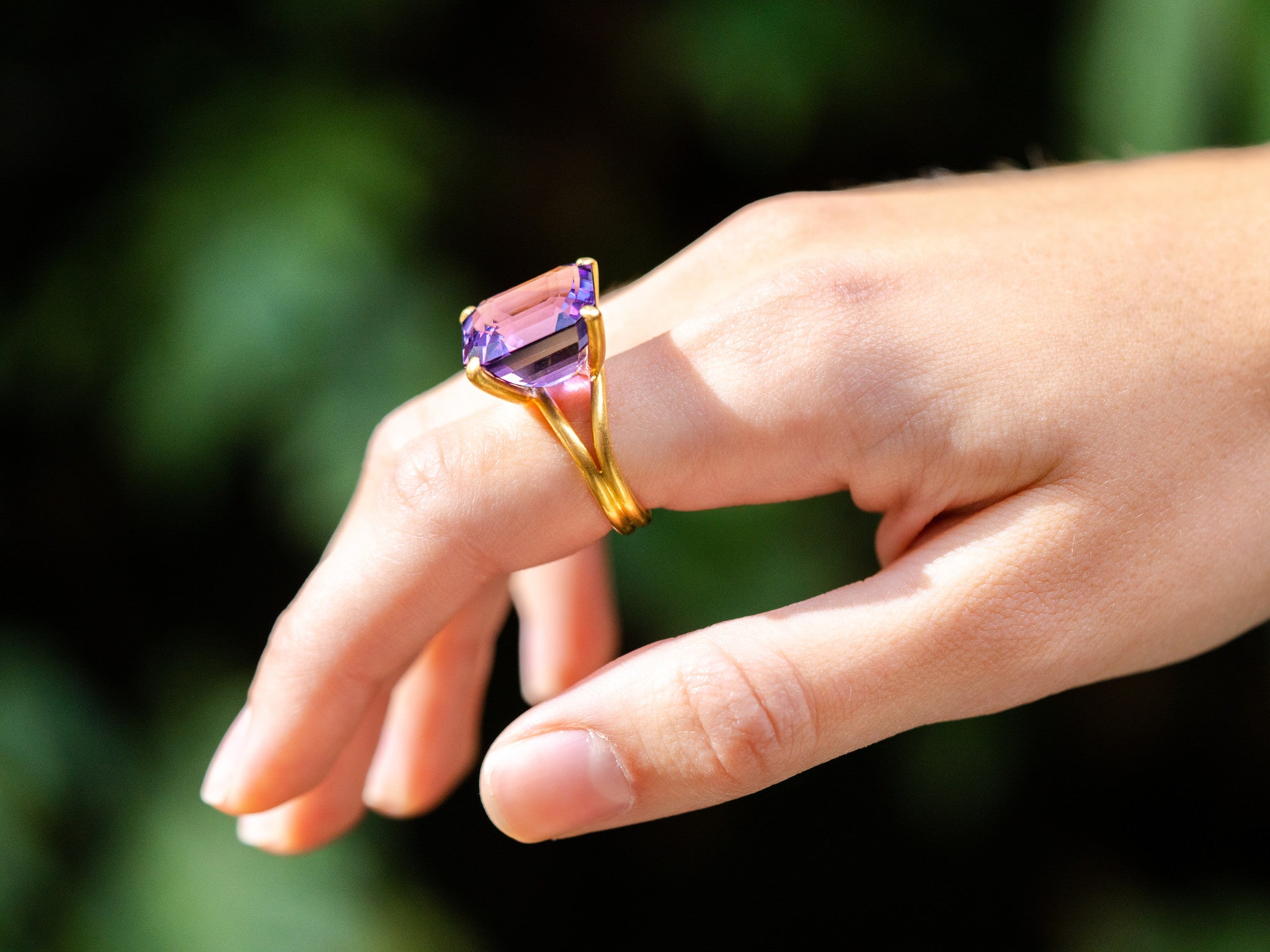 AMETHYST SUMMER RING