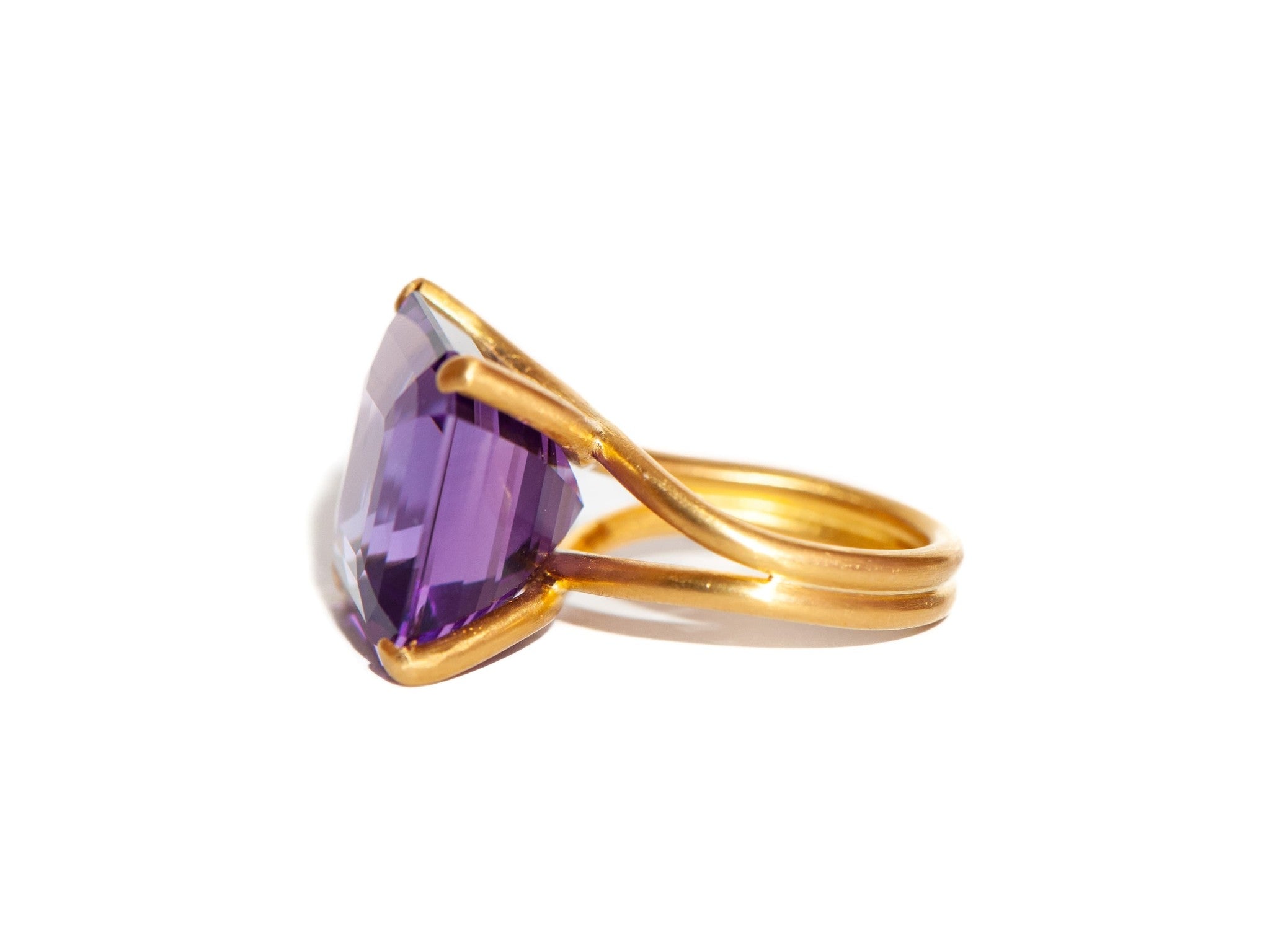 AMETHYST SUMMER RING