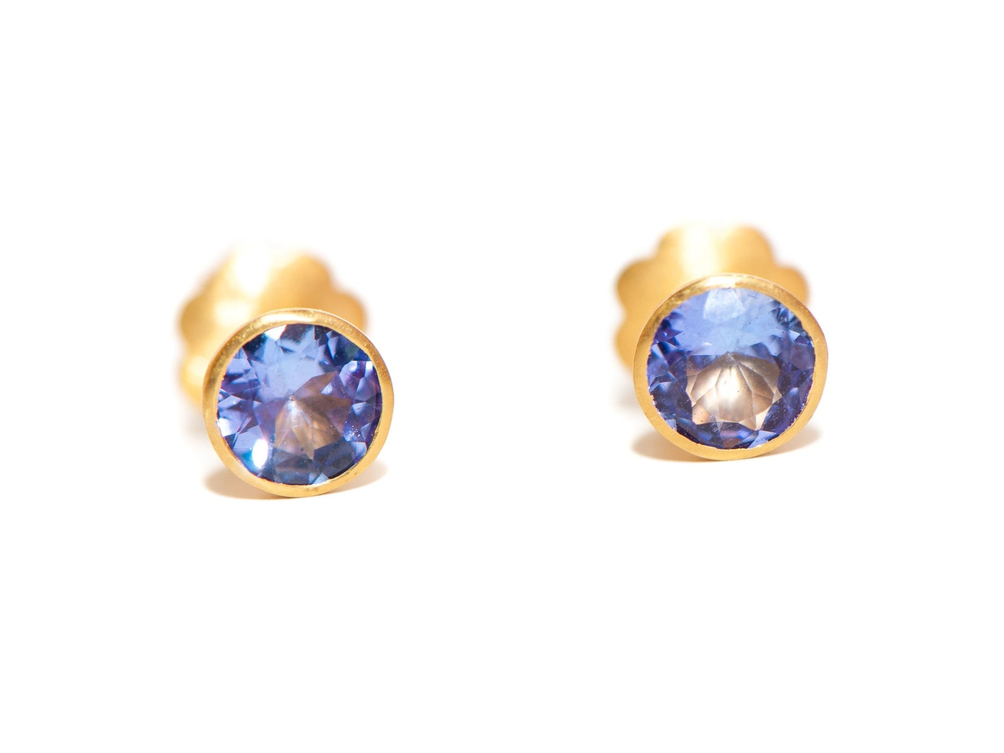 BINDI TANZANITE STUD EARRINGS