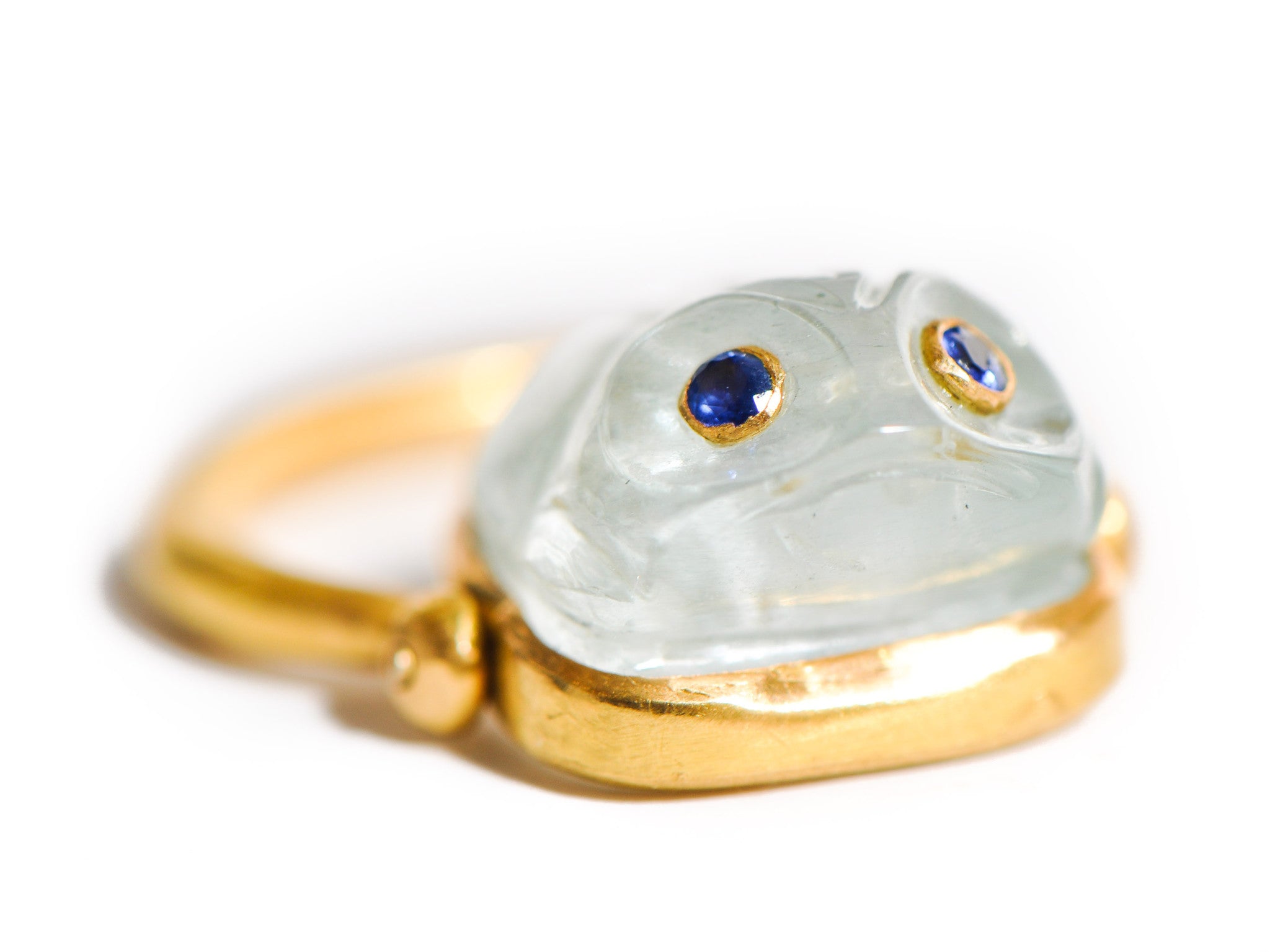 AQUAMARINE CARVED FROG RING