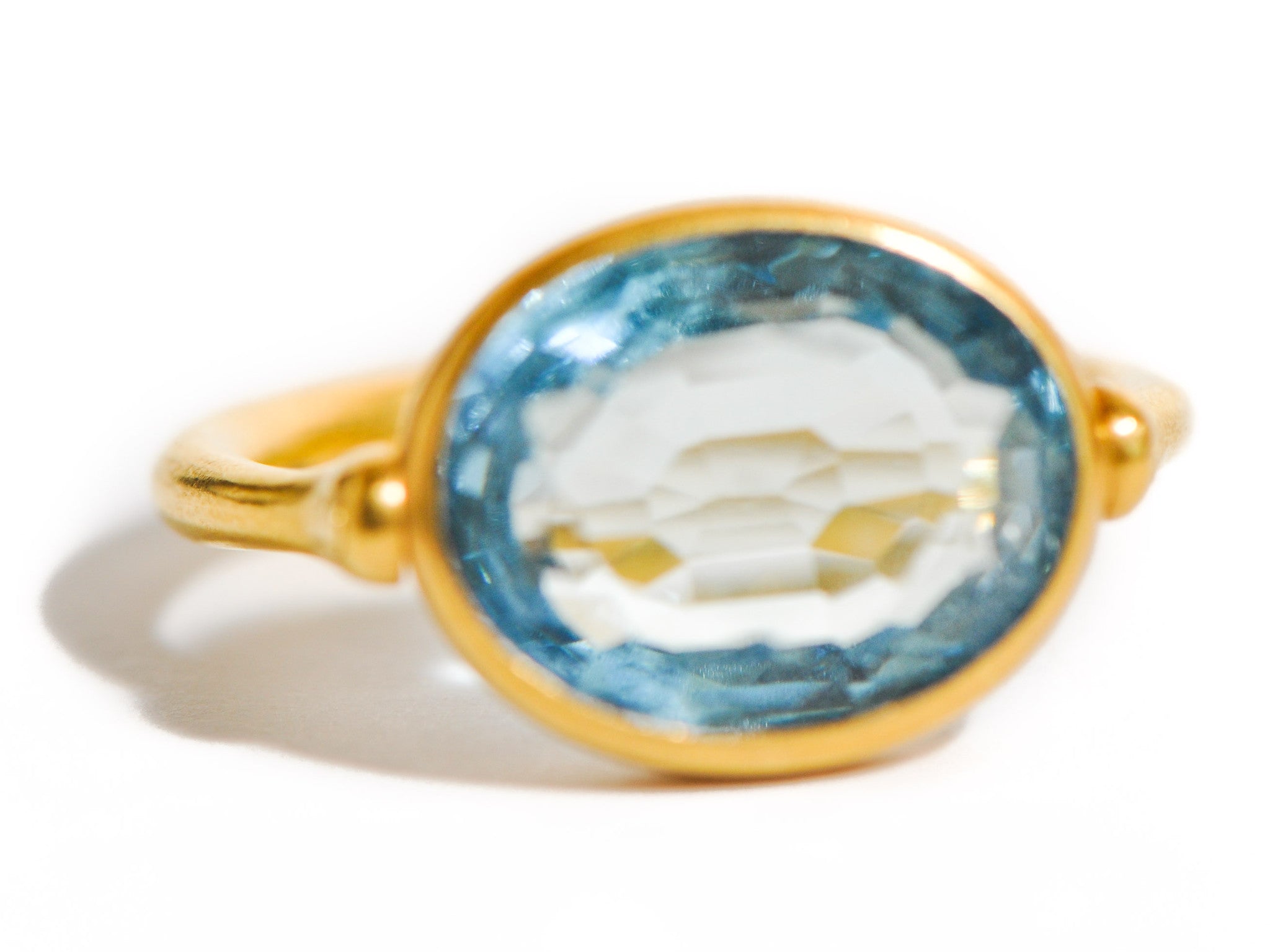 AQUAMARINE SWIVEL RING