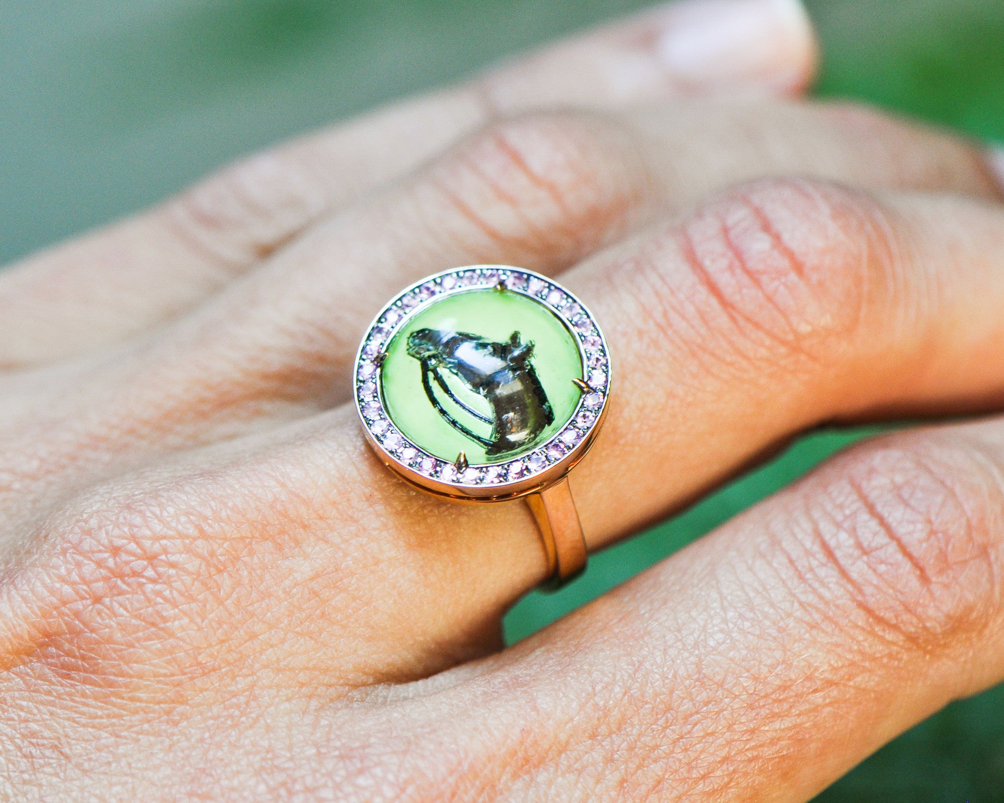 VINTAGE HORSE RING WITH PINK SAPPHIRES