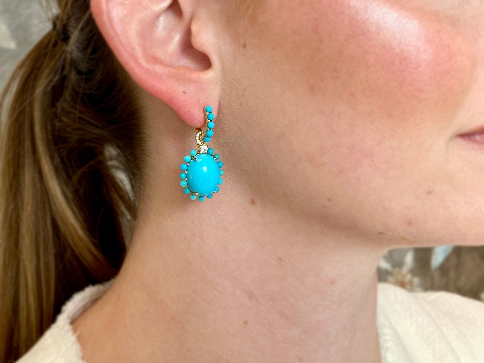 CAPITOL EXCLUSIVE TURQUOISE OVAL EARRINGS