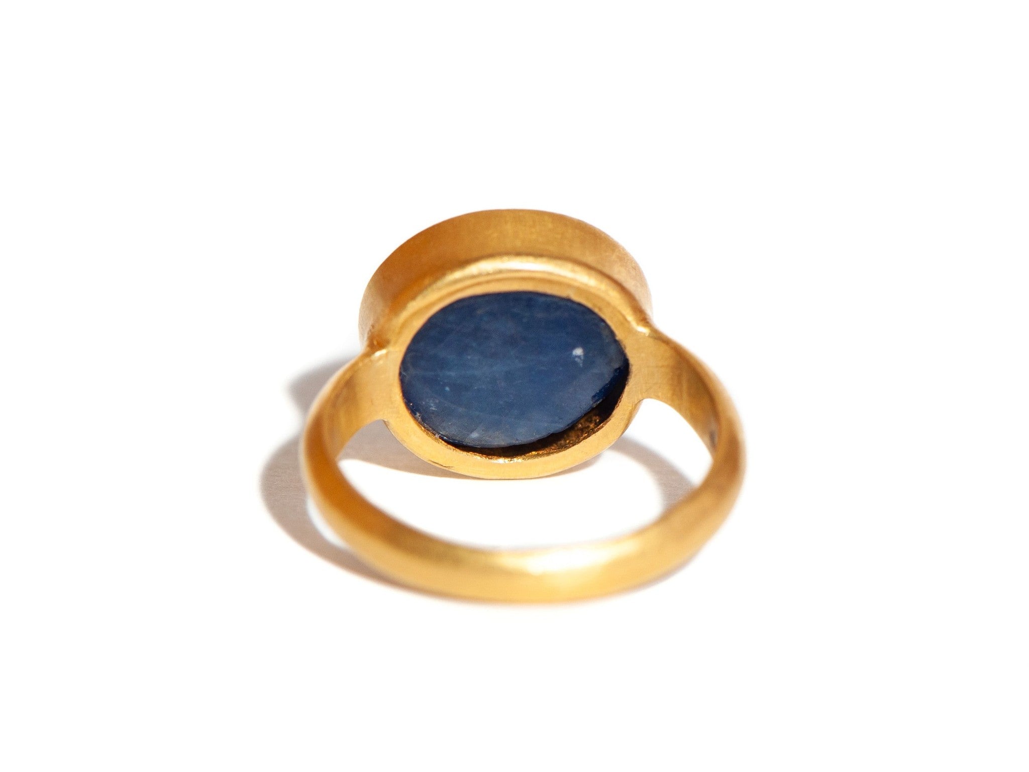 BLUE SAPPHIRE RING