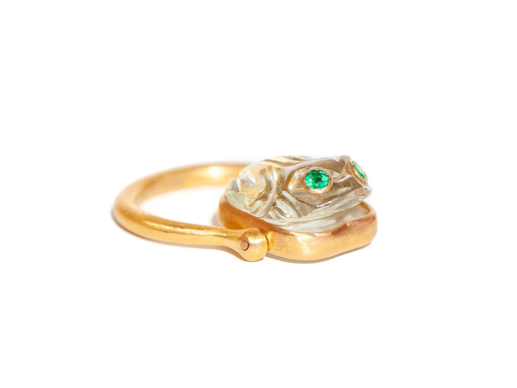 AQUAMARINE FROG RING WITH EMERALD EYES