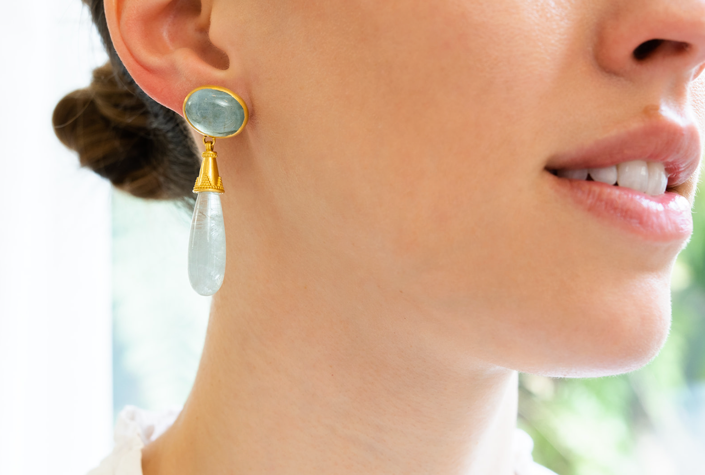 AQUAMARINE GRANULATED AMPHORA EARRINGS