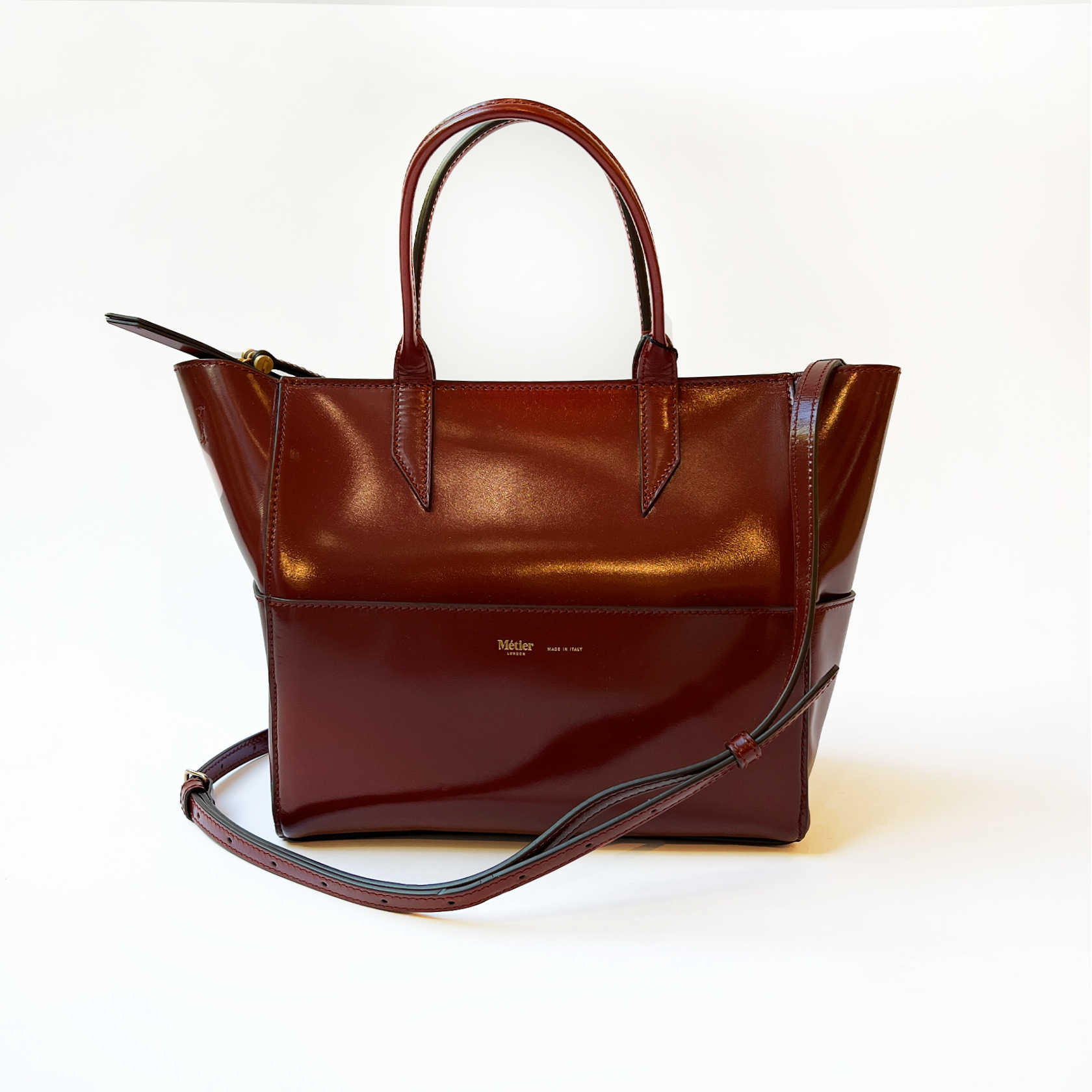 GLOSSY LEATHER INCOGNITO CROSSBODY TOTE