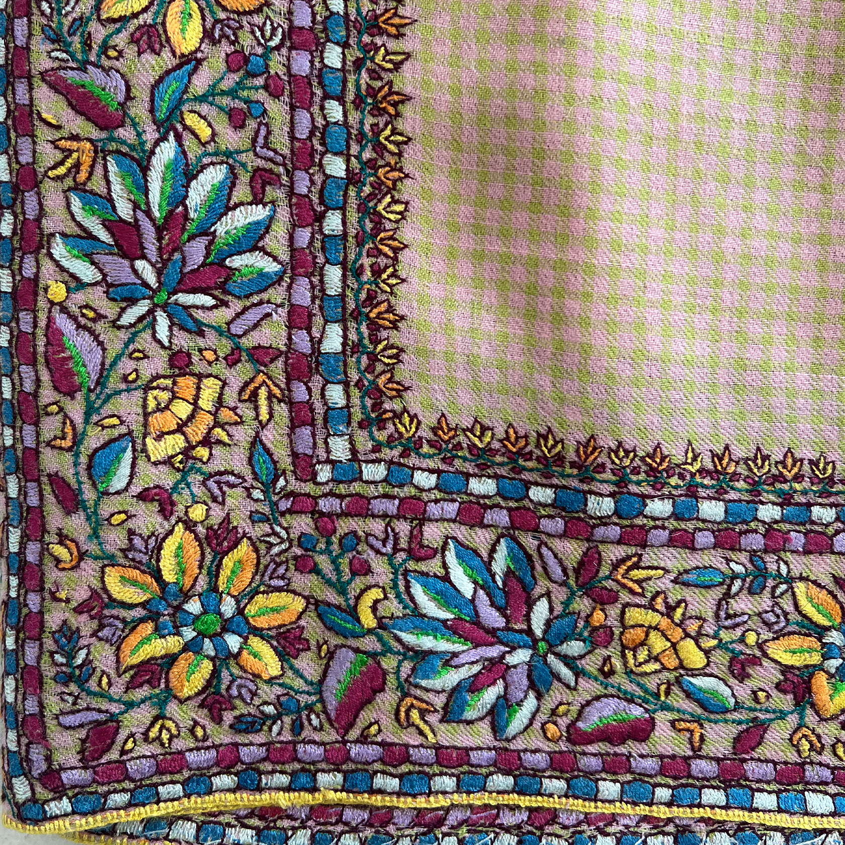 CHECK FLORAL INTRICATE BORDER SHAWL