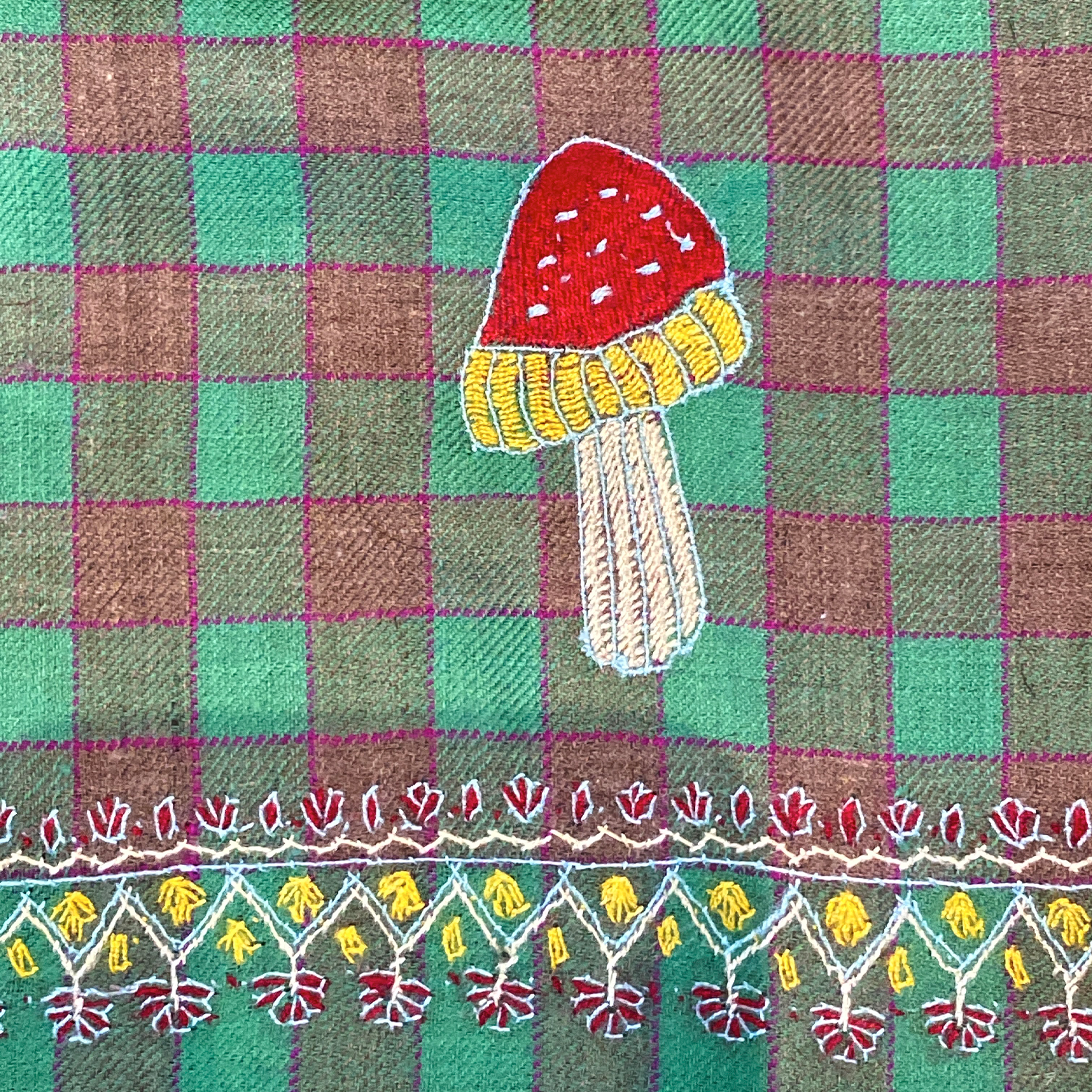 MUSHROOM CHECK EMBROIDERED SHAWL