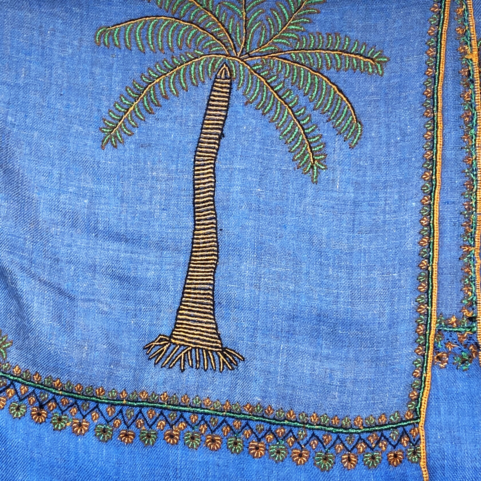 PALM TREE EMBROIDERED SHAWL