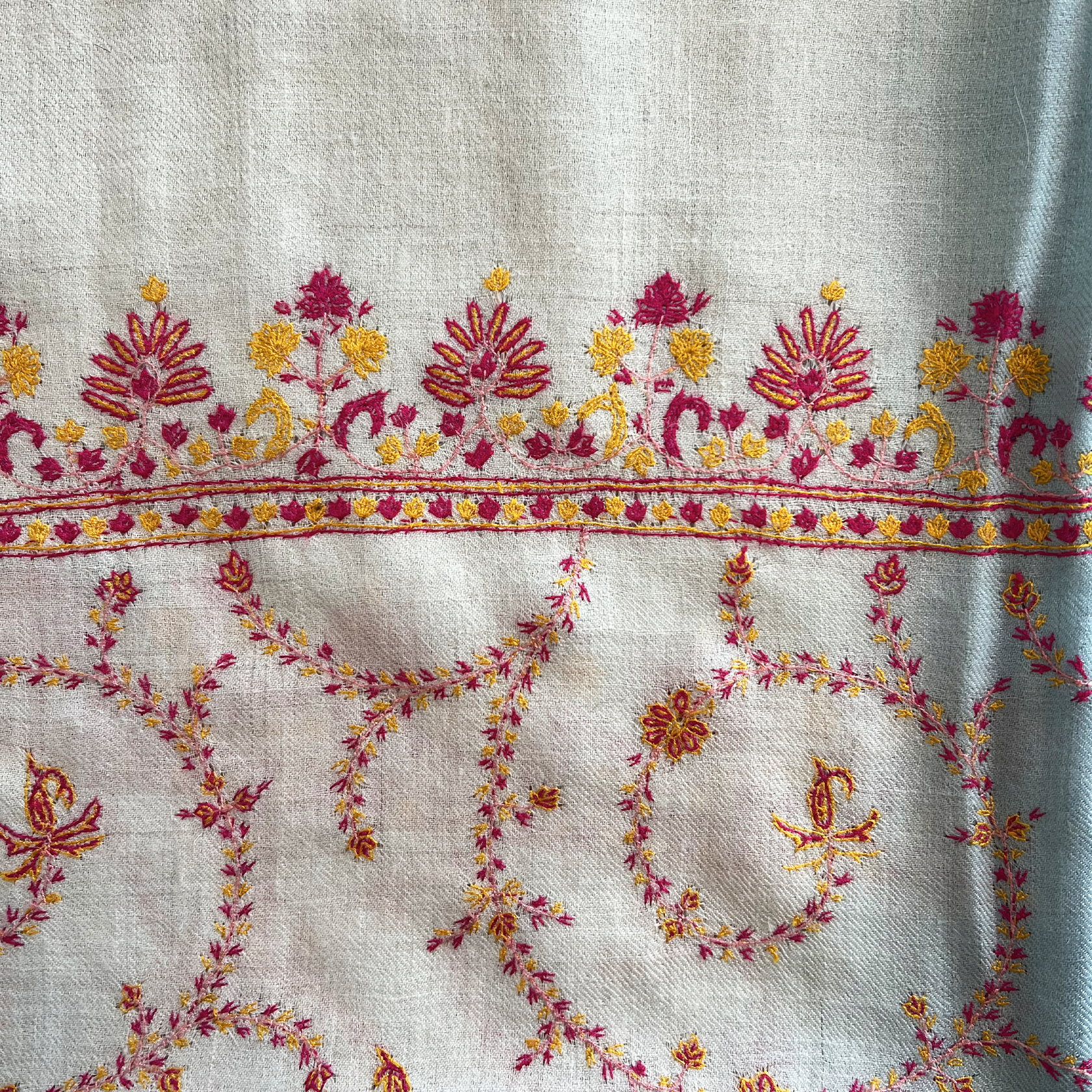 OMBRE ALL OVER EMBROIDERED SHAWL