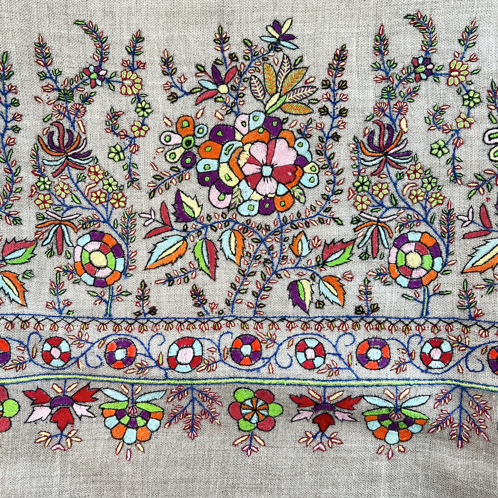 INTRICATE BORDER EMBROIDERED SHAWL