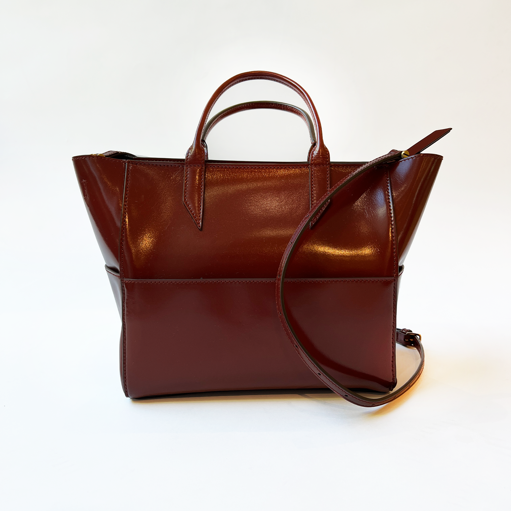 GLOSSY LEATHER INCOGNITO CROSSBODY TOTE